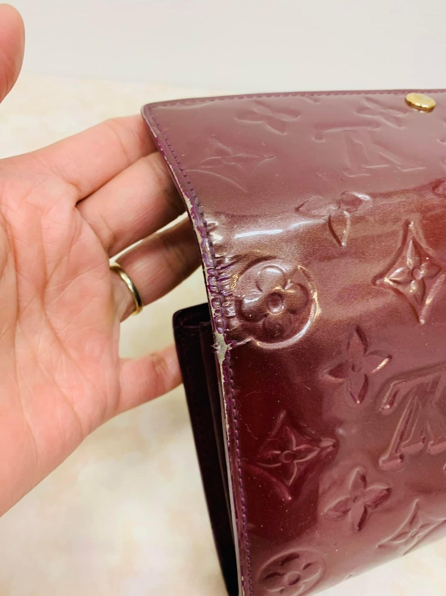 LOUIS VUITTON VERNIS SARAH WALLET
