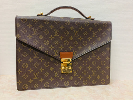 LOUIS VUITTON Porte Document Business /Laptop Bag Monogram