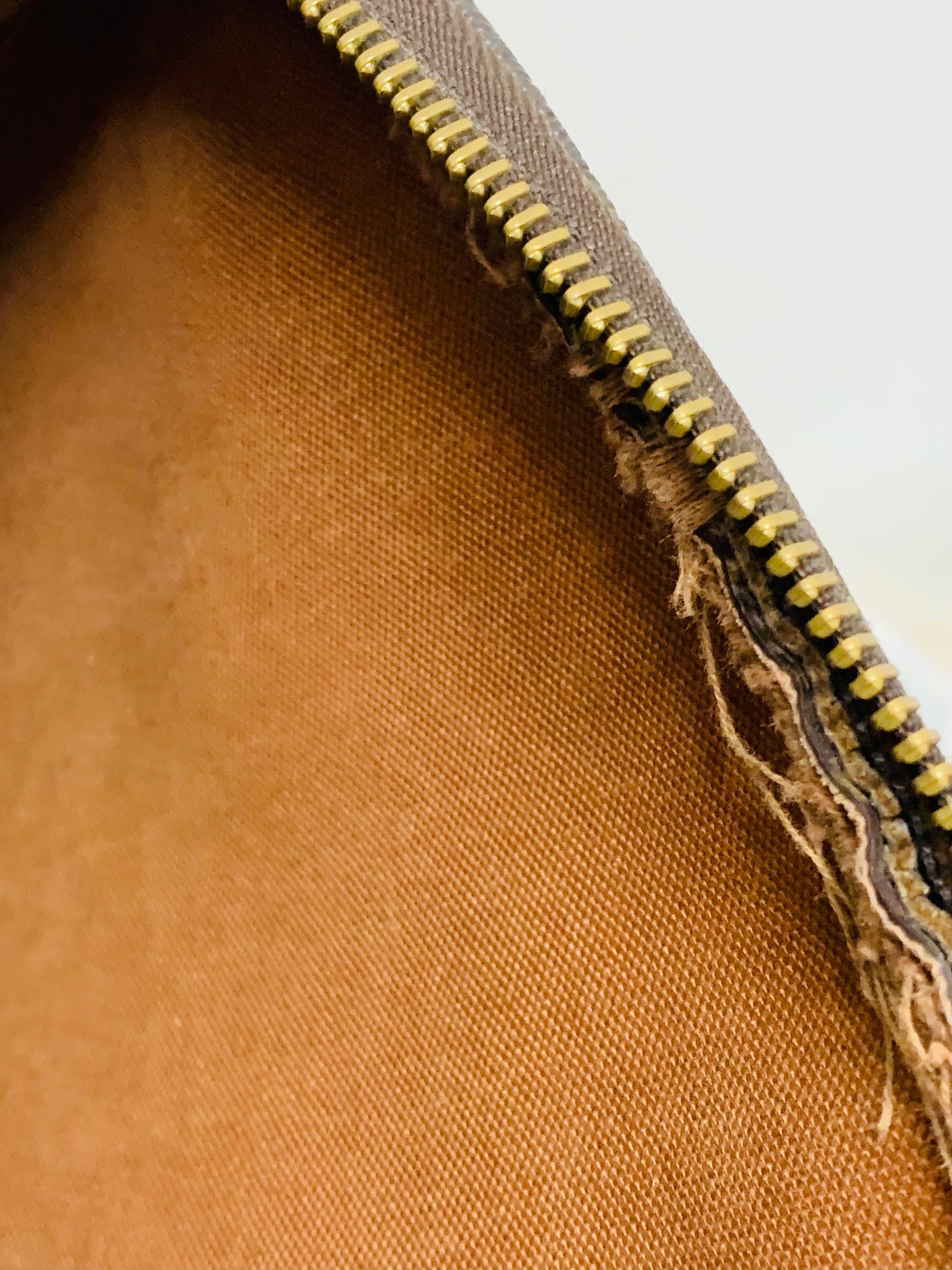 LOUIS VUITTON SAC BALLAD