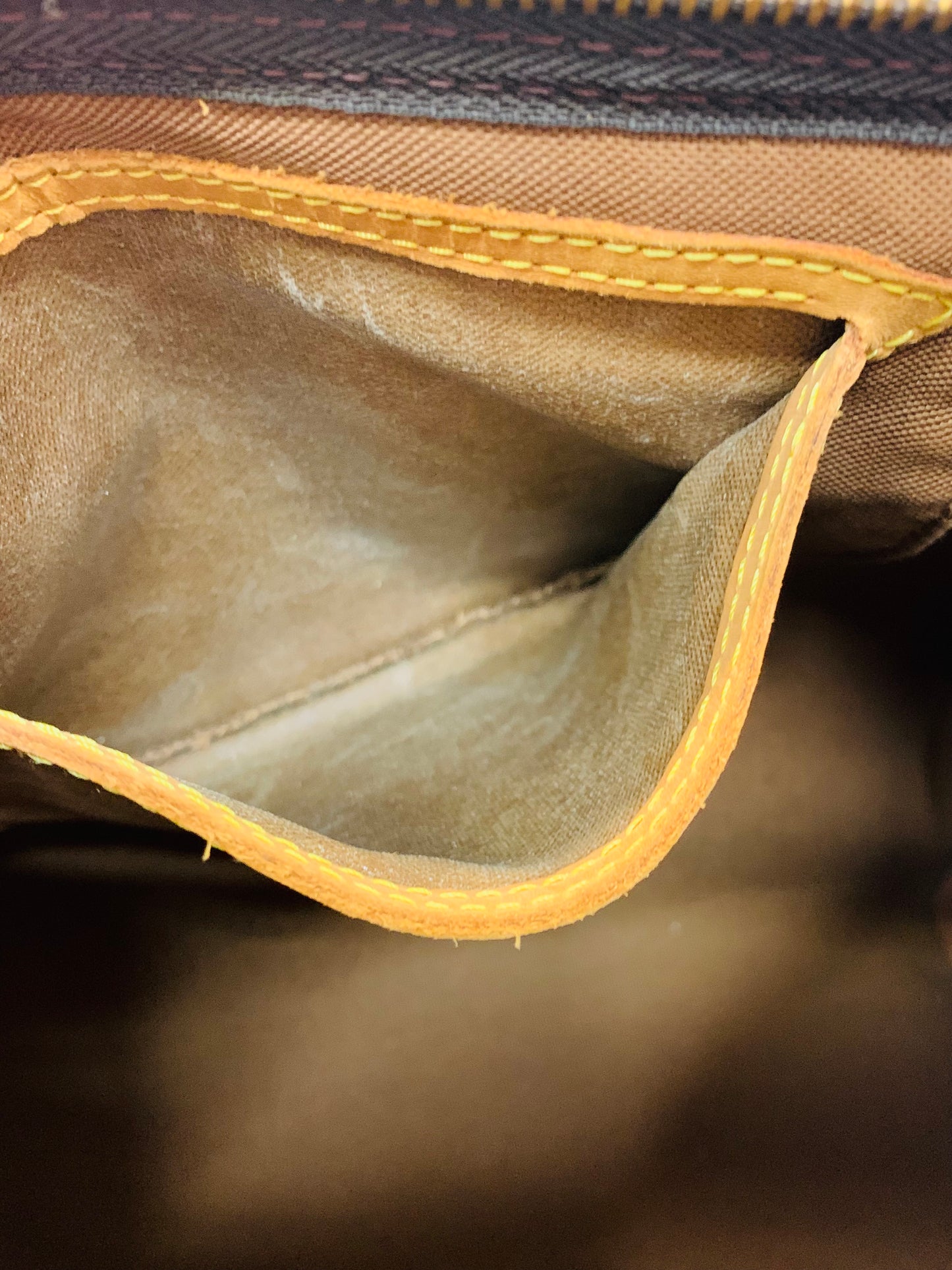 Louis Vuitton Speedy 30