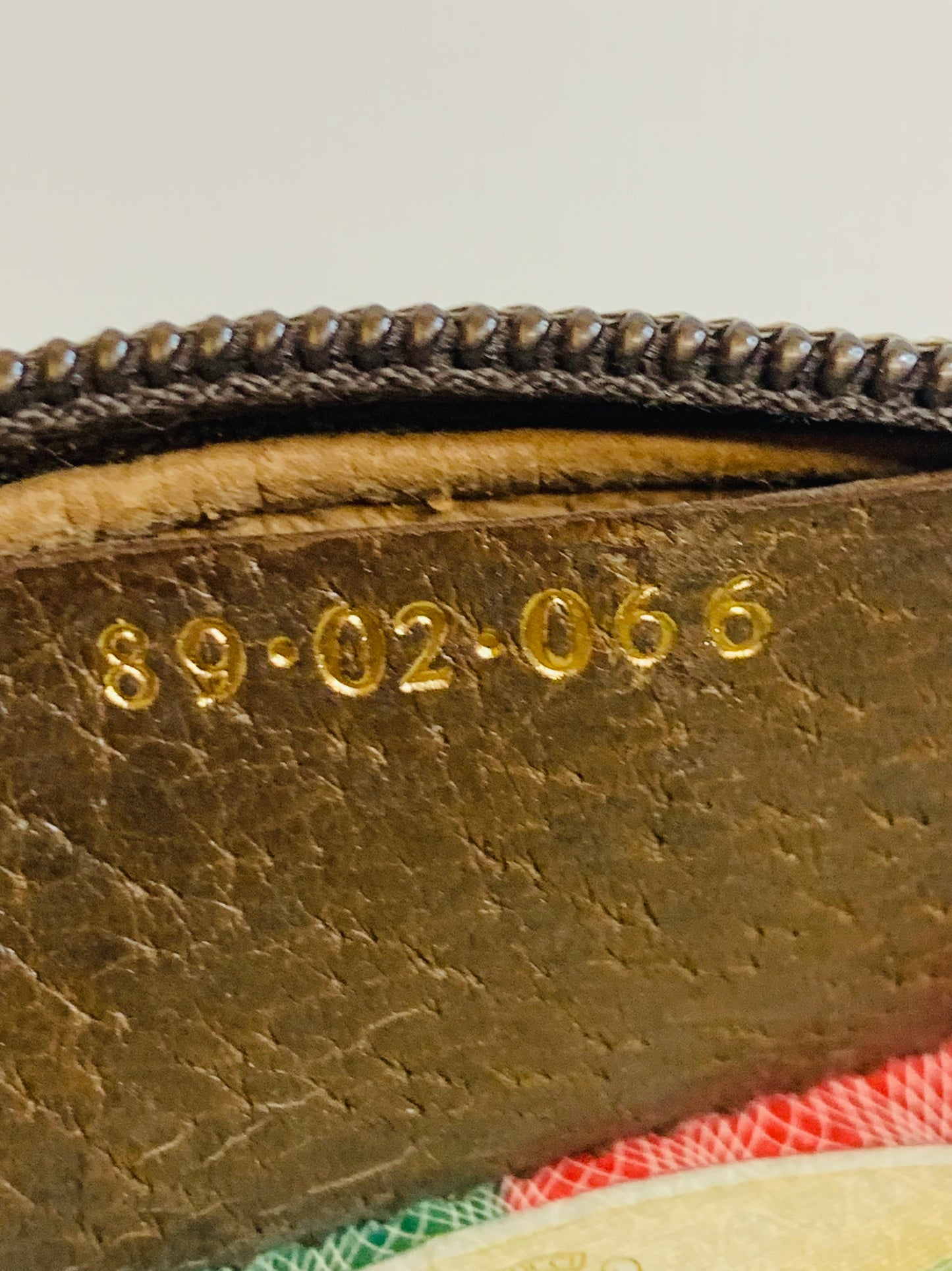 GUCCI GG SUPREME Sherry Line Shoulder bag