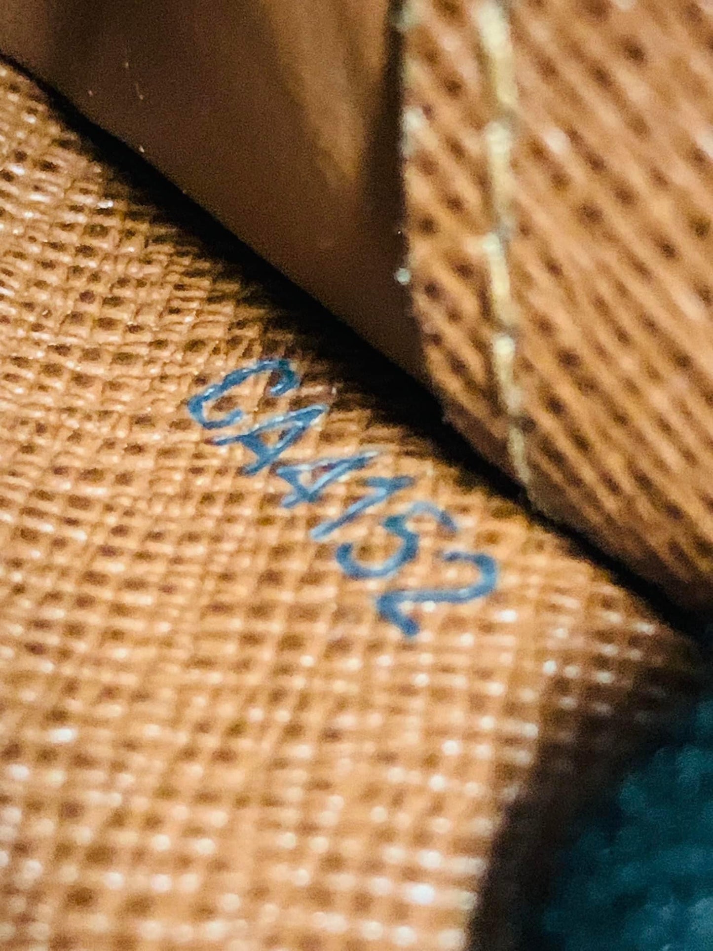 LOUIS VUITTON INSOLITE WALLET MONOGRAM