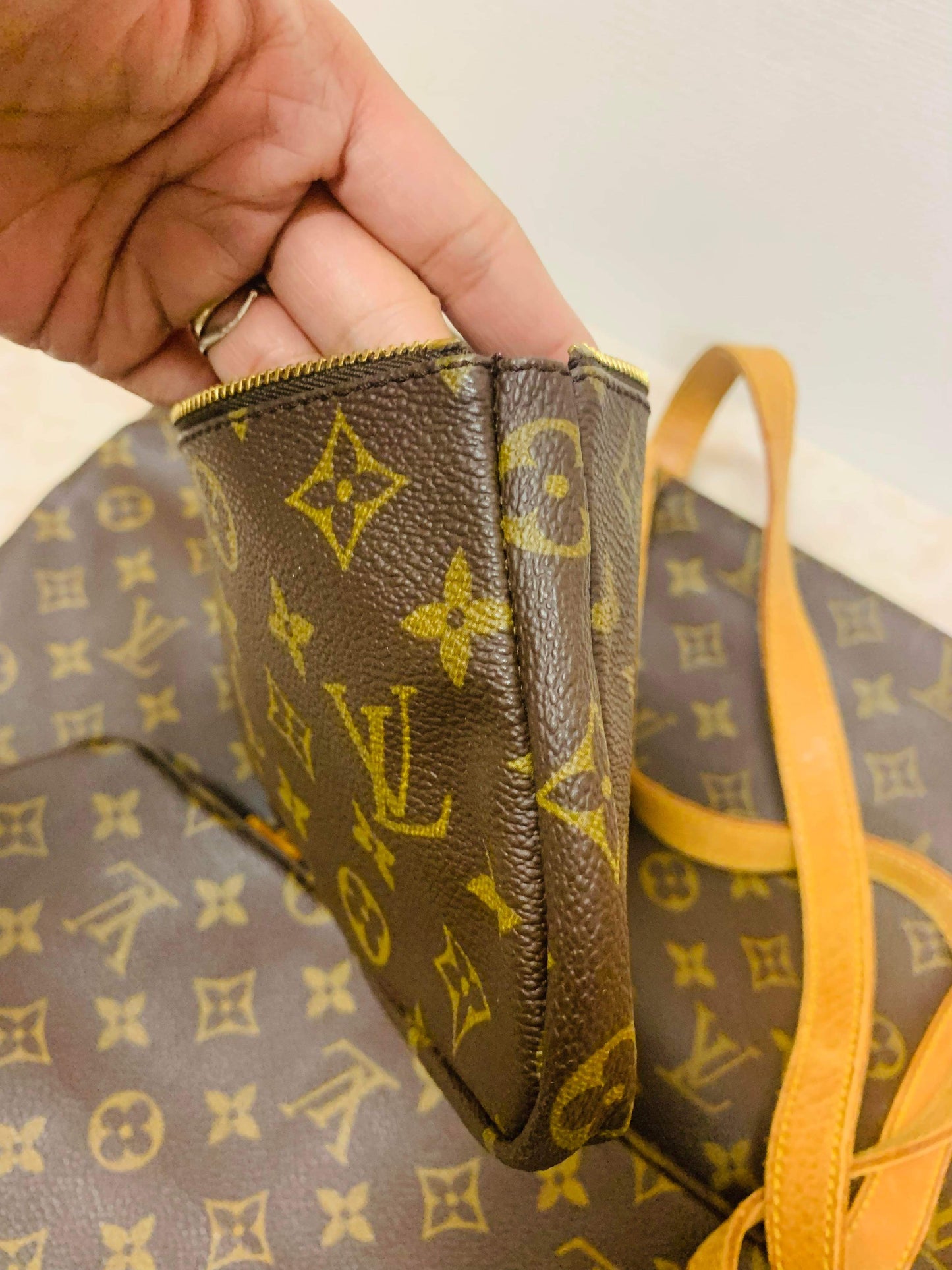 LOUIS VUITTON SAC SHOPPING TOTE BAG WITH POUCH