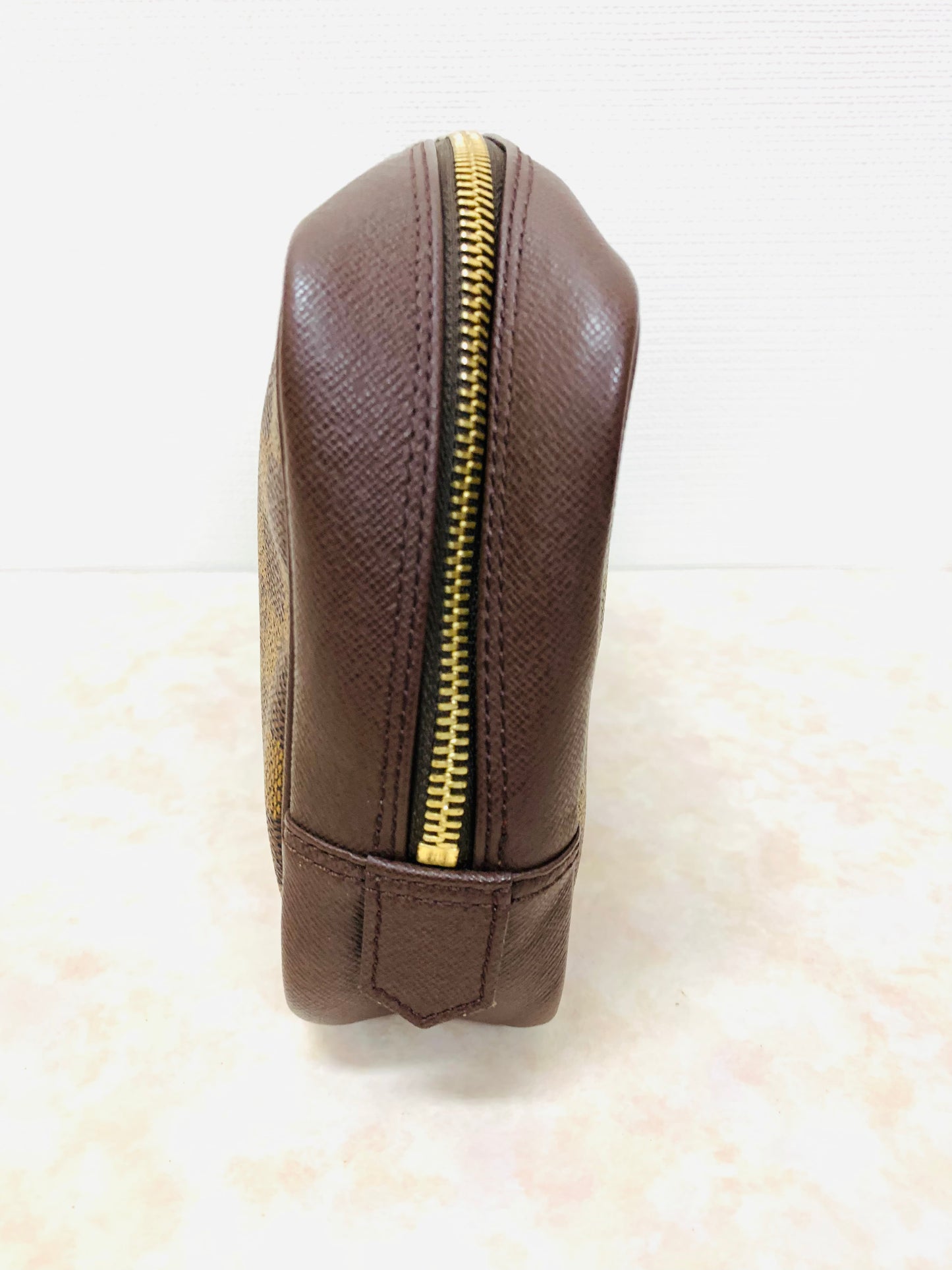 LOUIS VUITTON Trousse Toilette Pochette DE