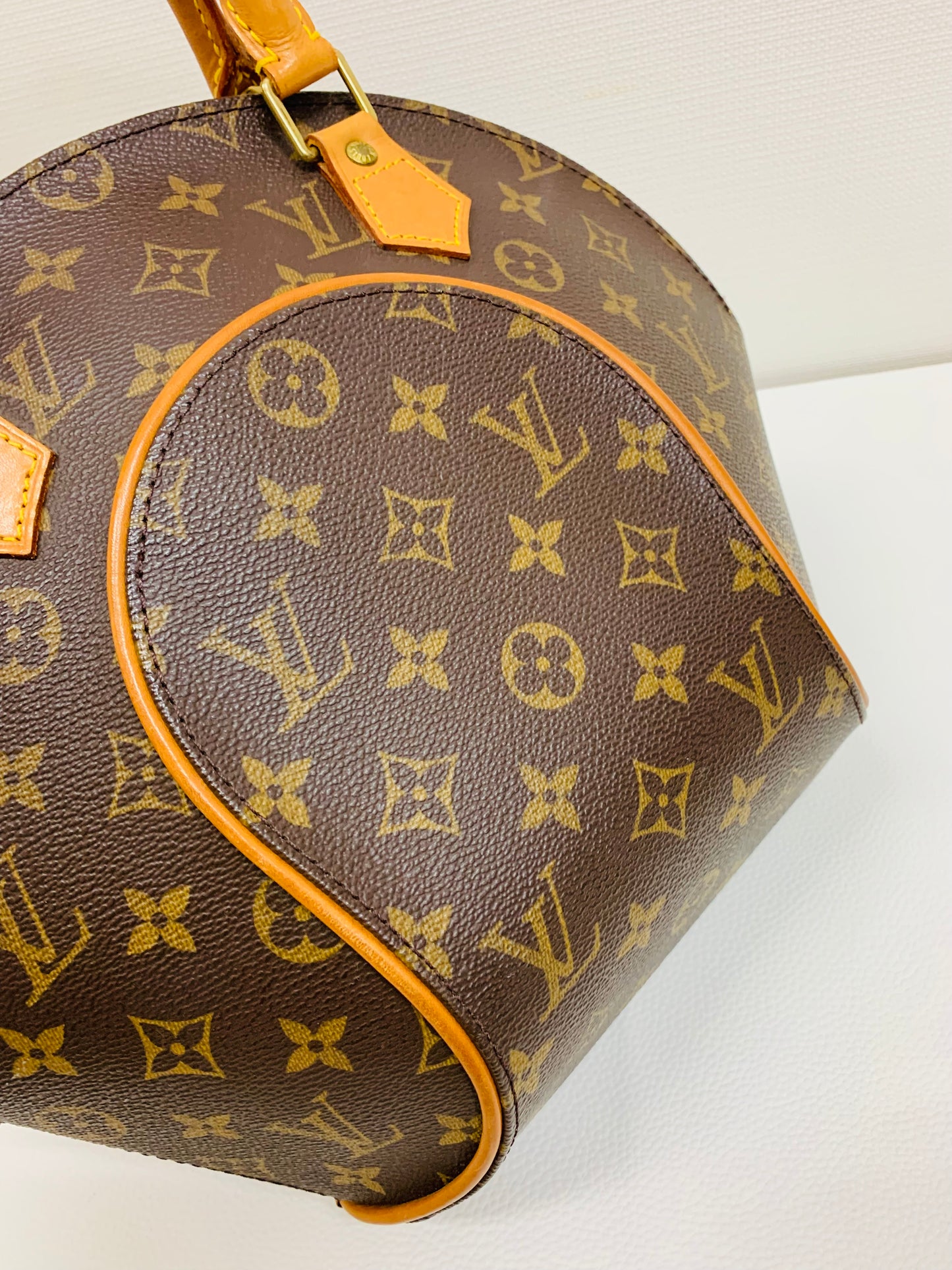USED LOUIS VUITTON ELLIPSE PM