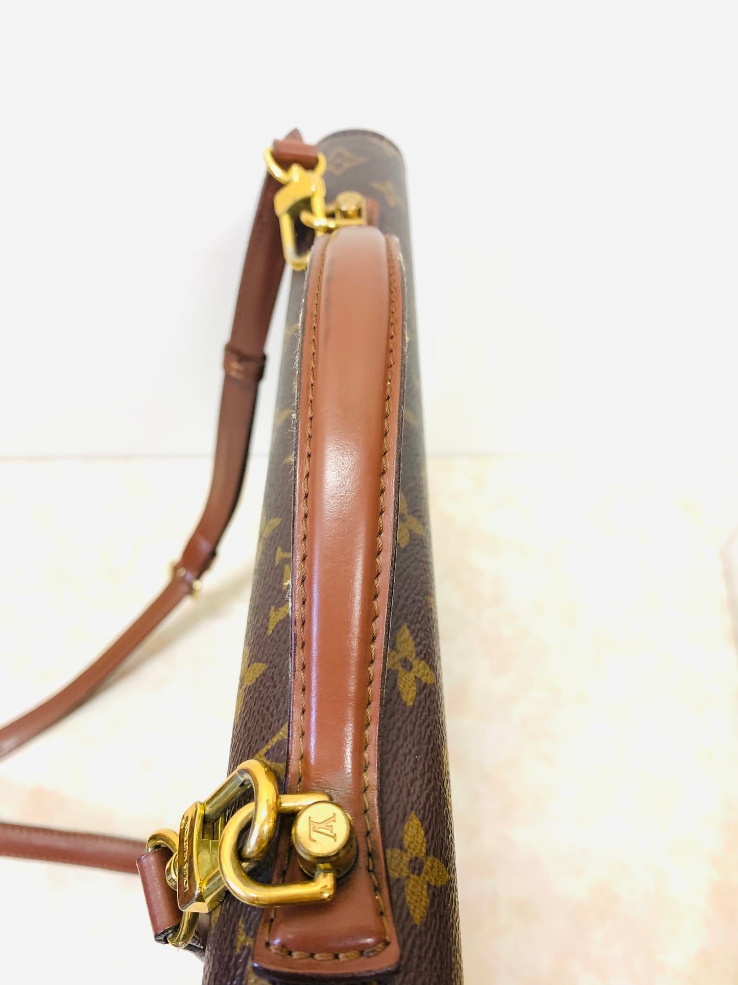 LOUIS VUITTON PORTE DOCUMENTS BUSINESS BAG