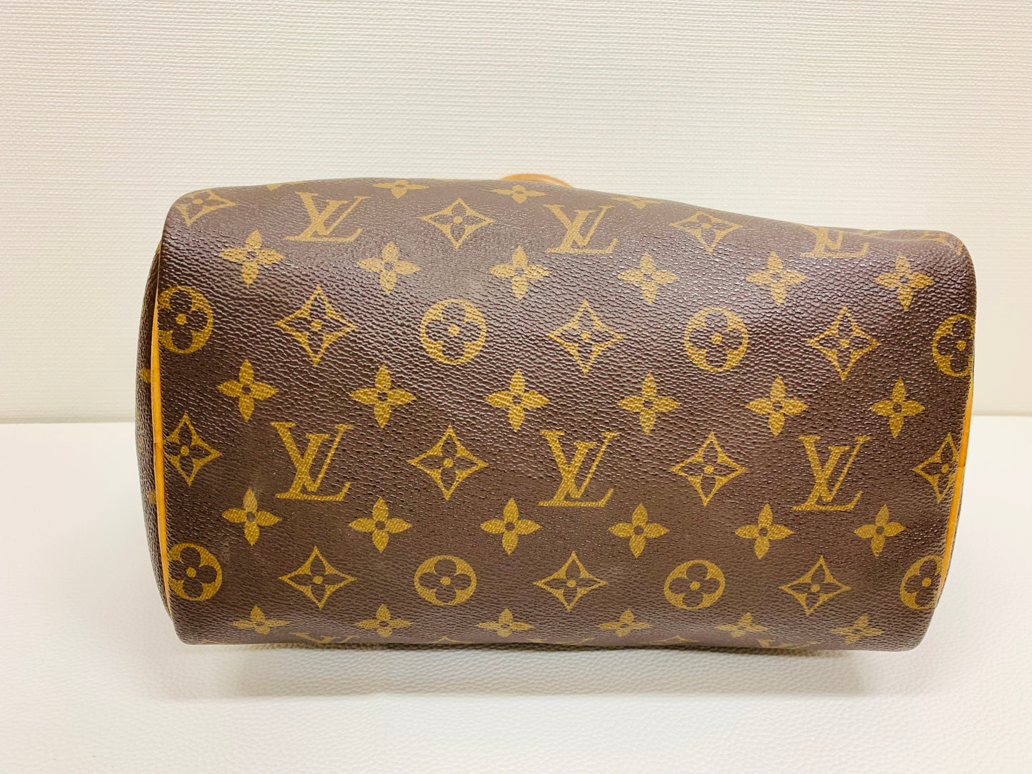 USED LOUIS VUITTON SPEEDY 25