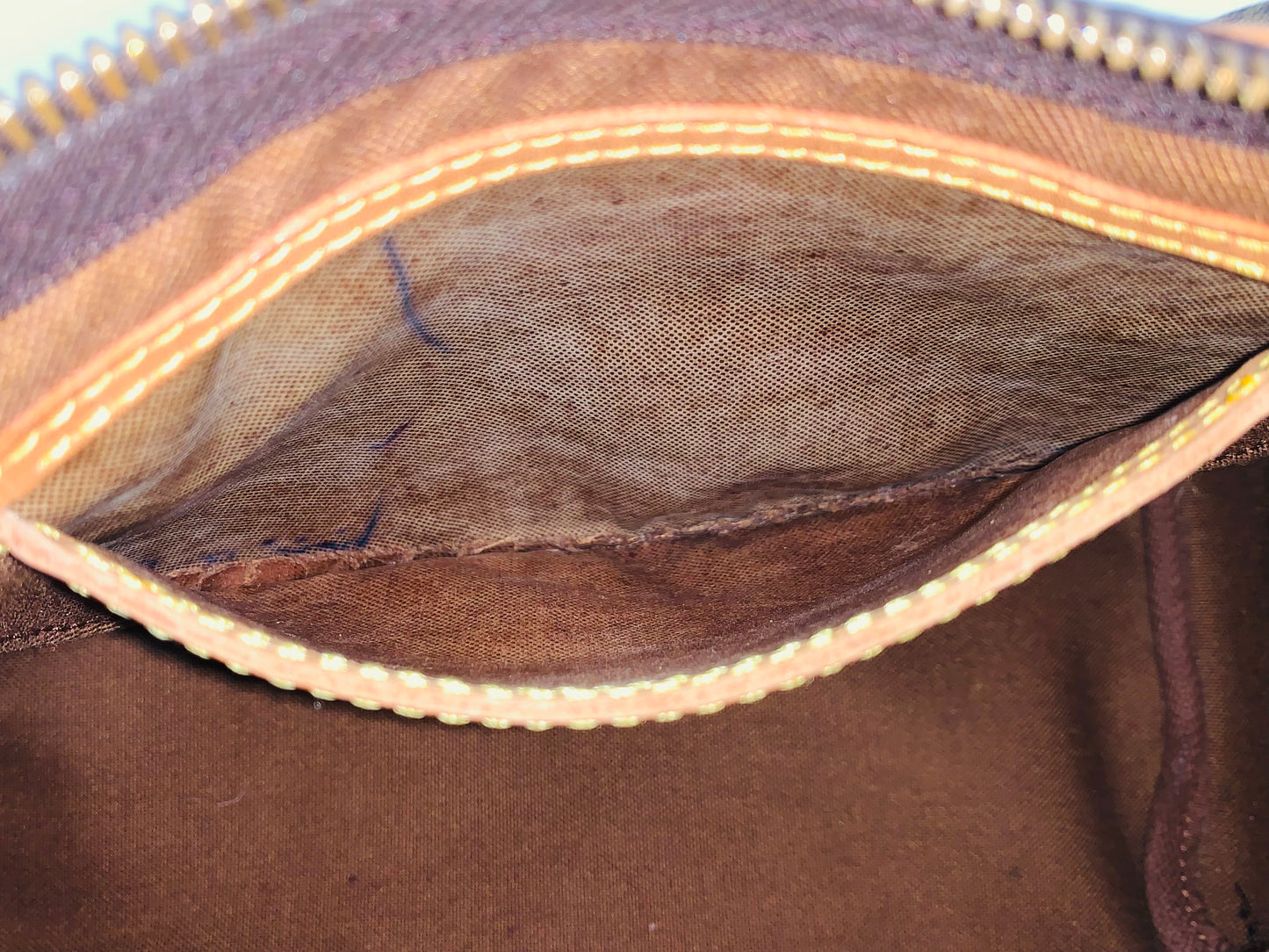 LOUIS VUITTON SPEEDY 25