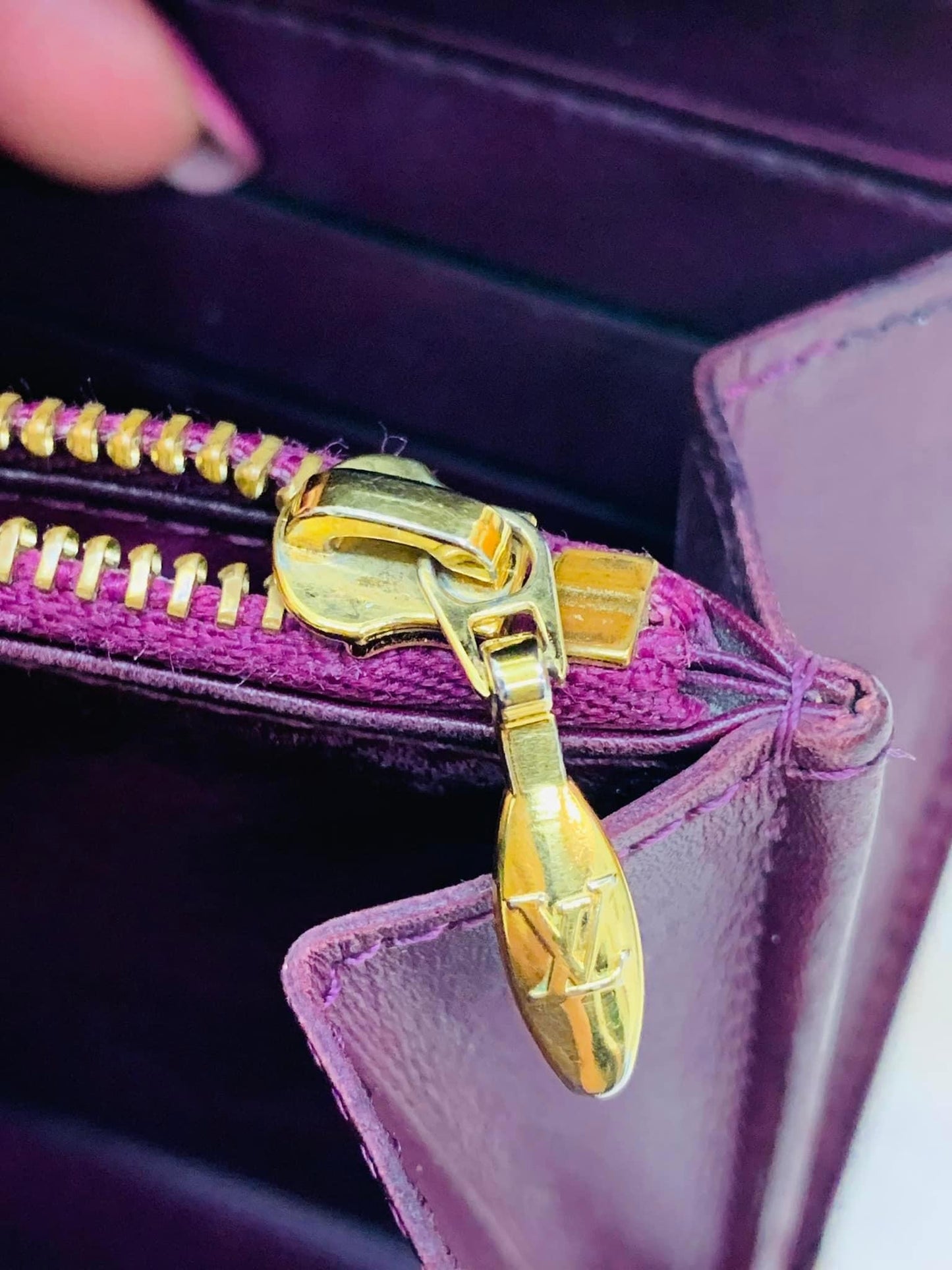 LOUIS VUITTON VERNIS SARAH WALLET