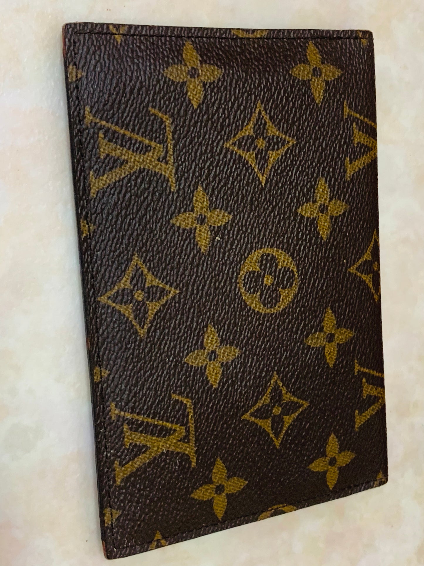 LOUIS VUITTON Retiro Wallet Organizer