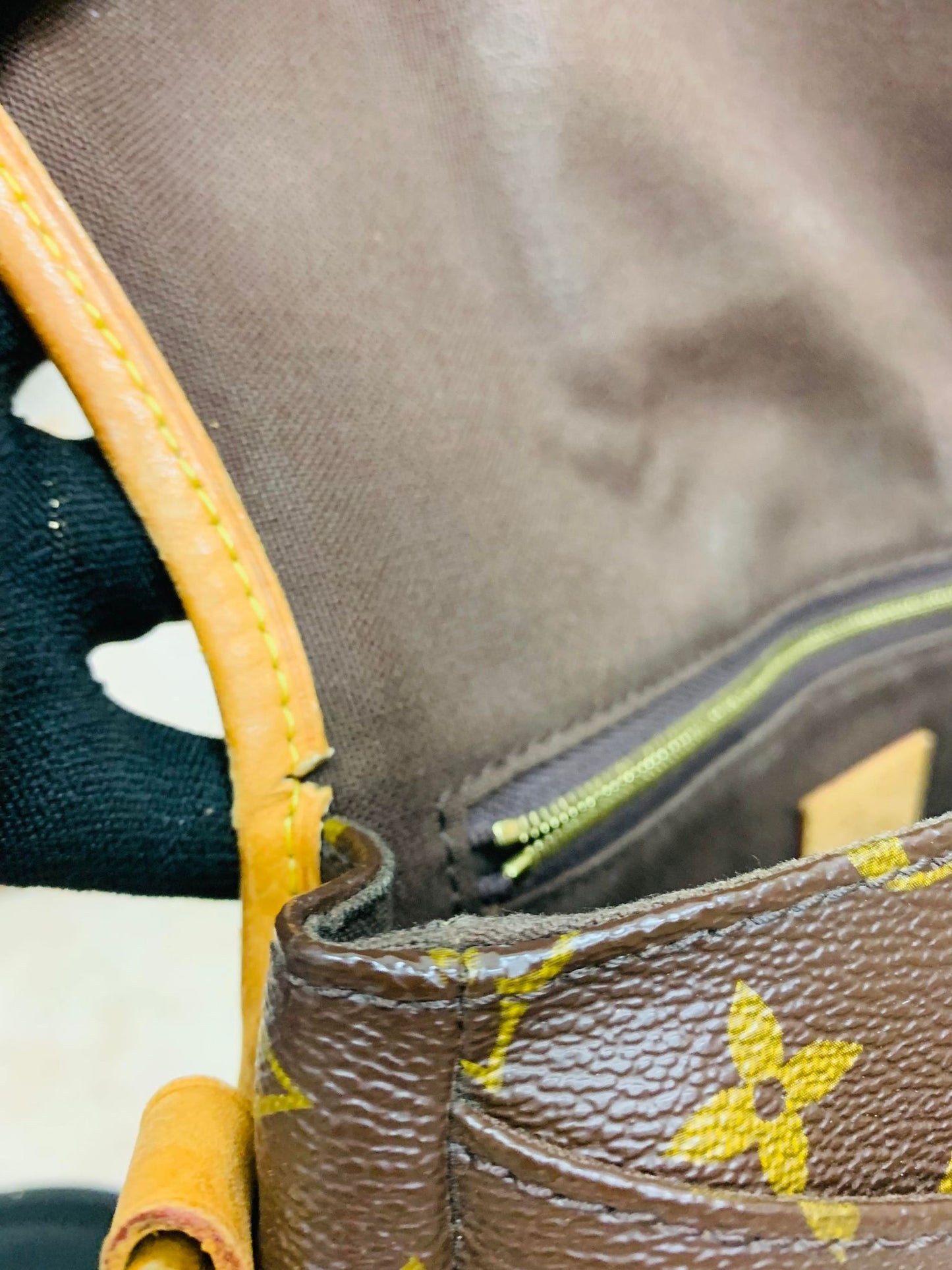 LOUIS VUITTON MINILMONTANT PM