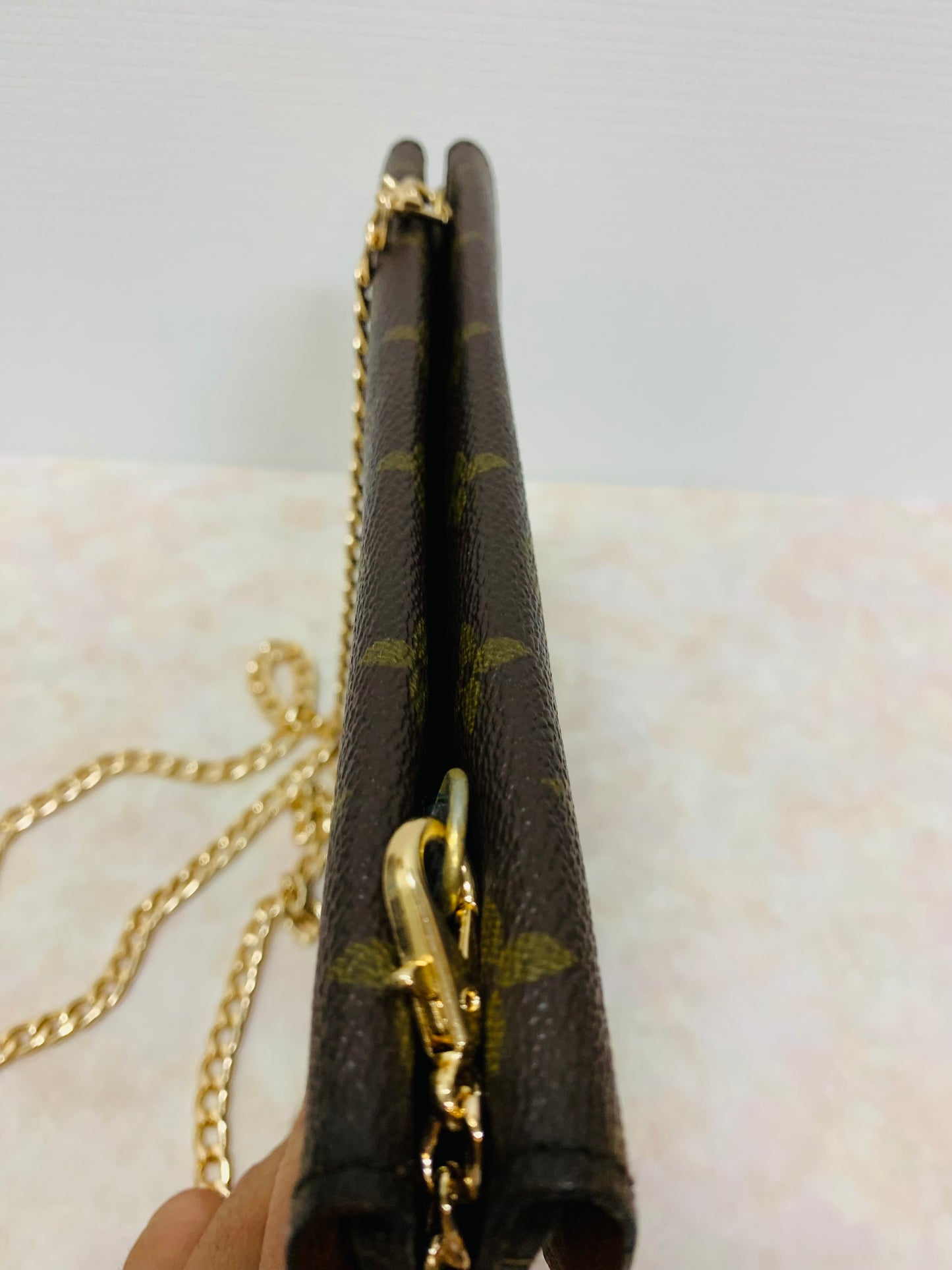 LOUIS VUITTON DOUBLE RABAT