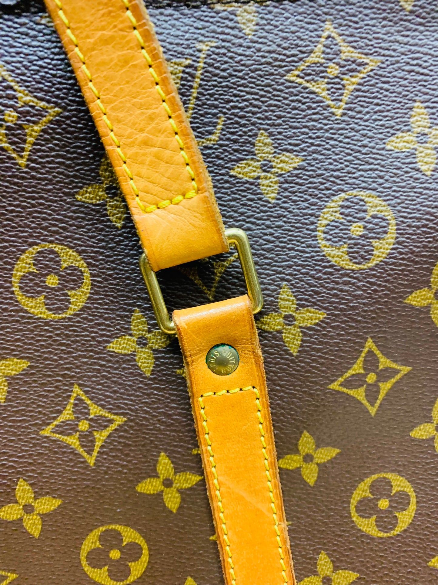 Louis Vuitton Babylone Shoulder Bag (used)