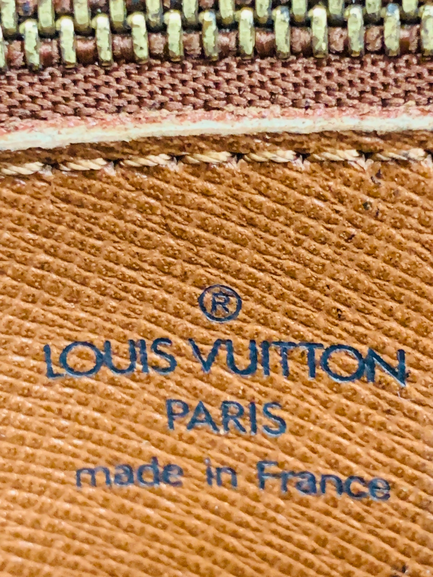 LOUIS VUITTON JEUNEFILE GM