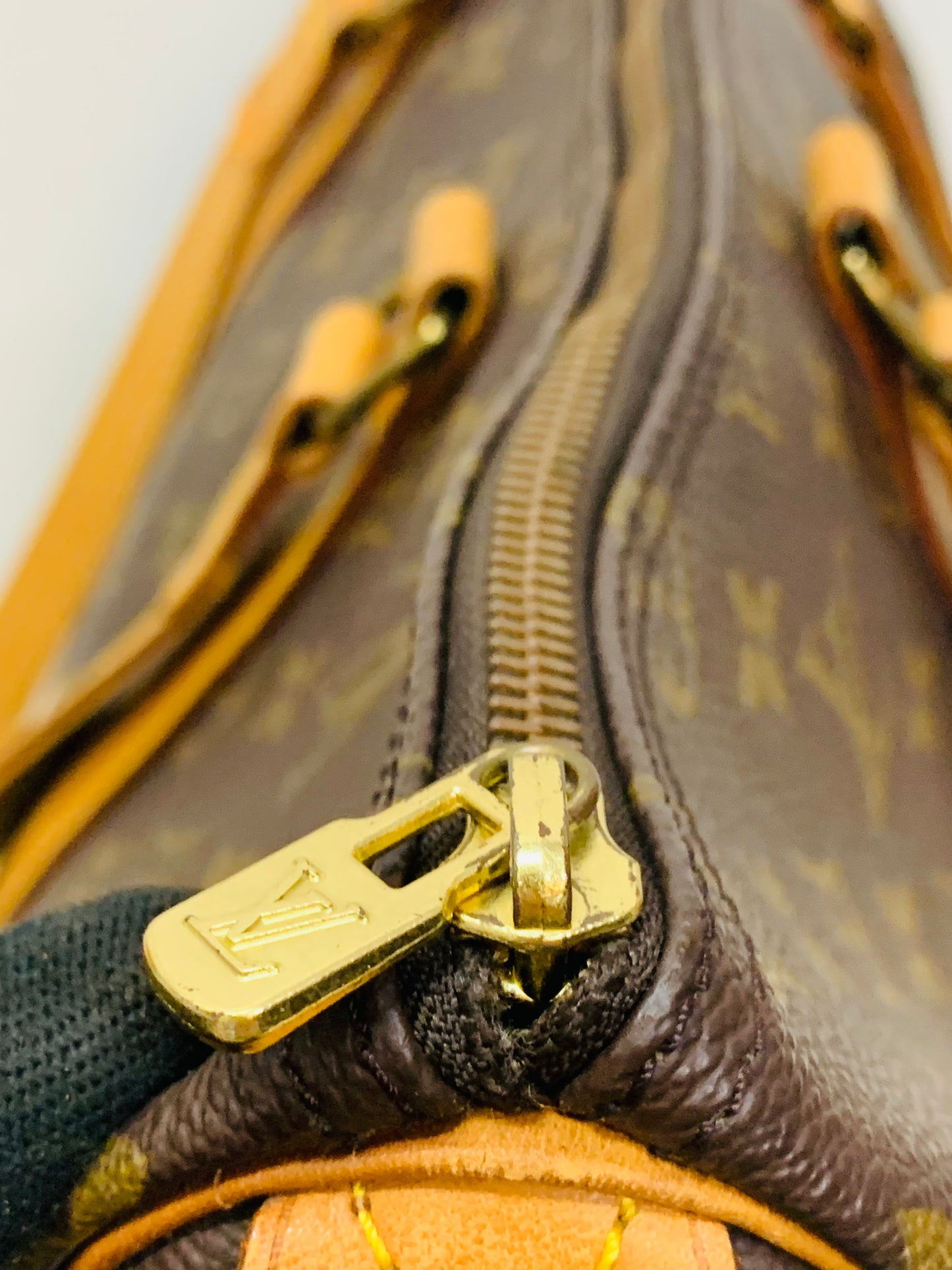 LOUIS VUITTON Sac Flanery 45