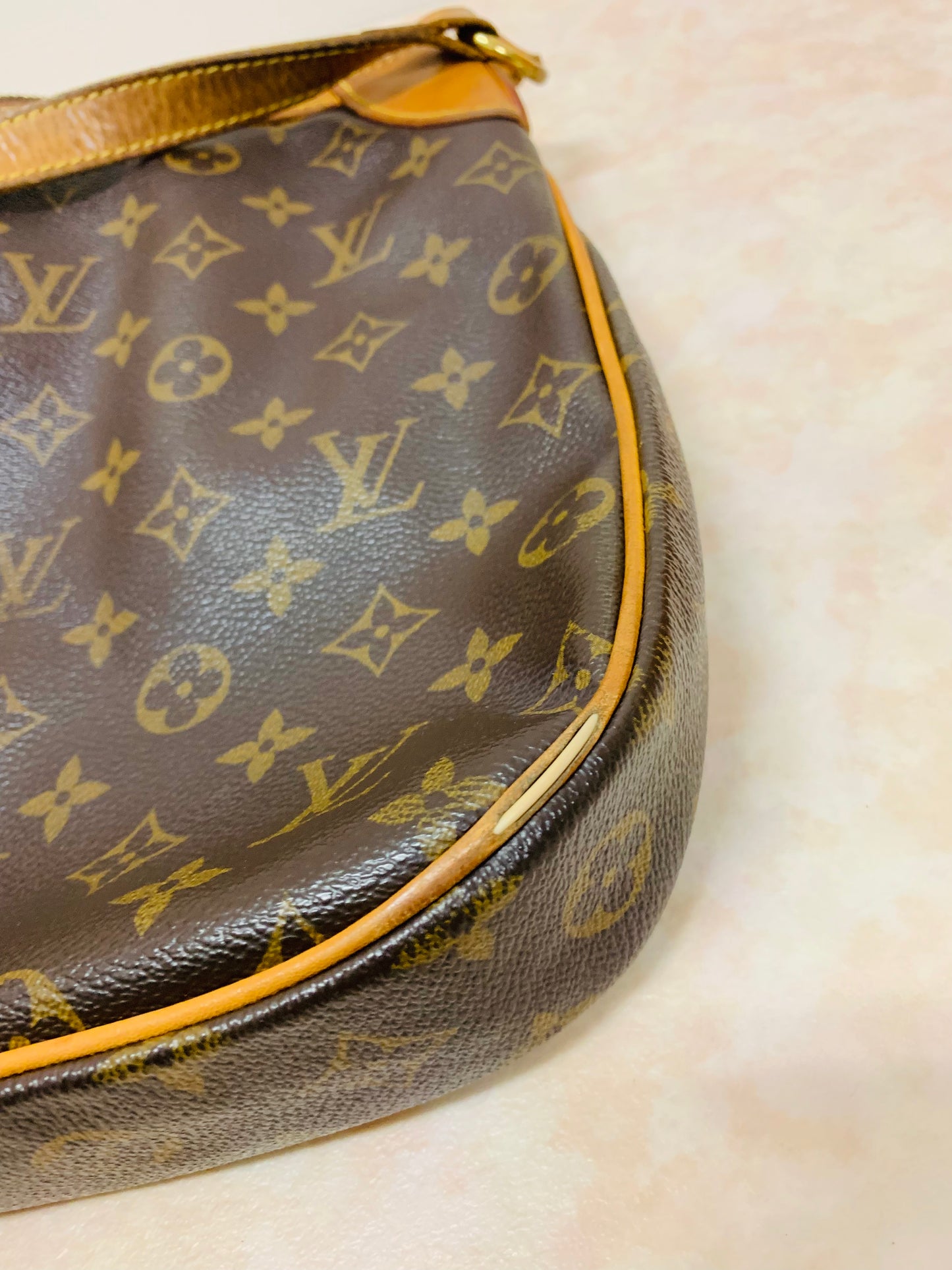 LOUIS VUITTON ODEON PM