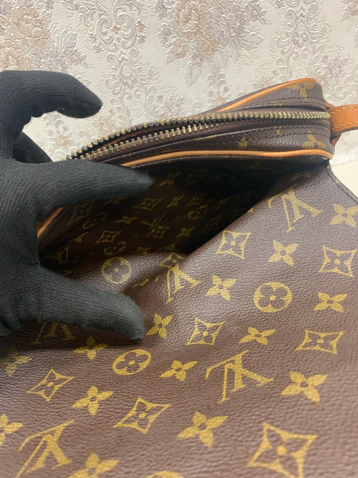 Louis Vuitton Monogram Saint Germain 24