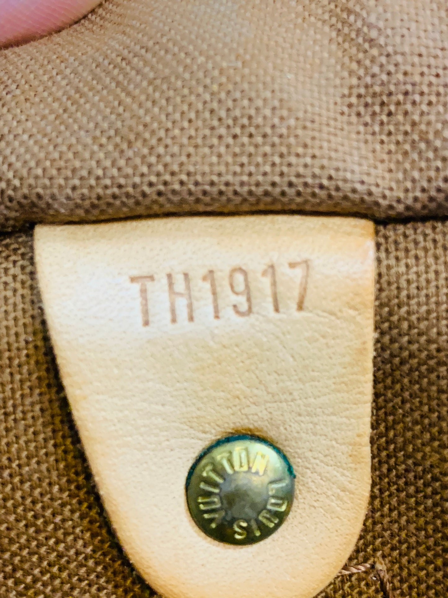 LOUIS VUITTON SPEEDY 30