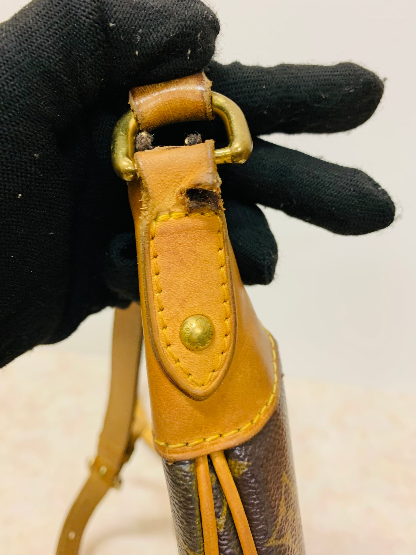 LOUIS VUITTON ODEON PM