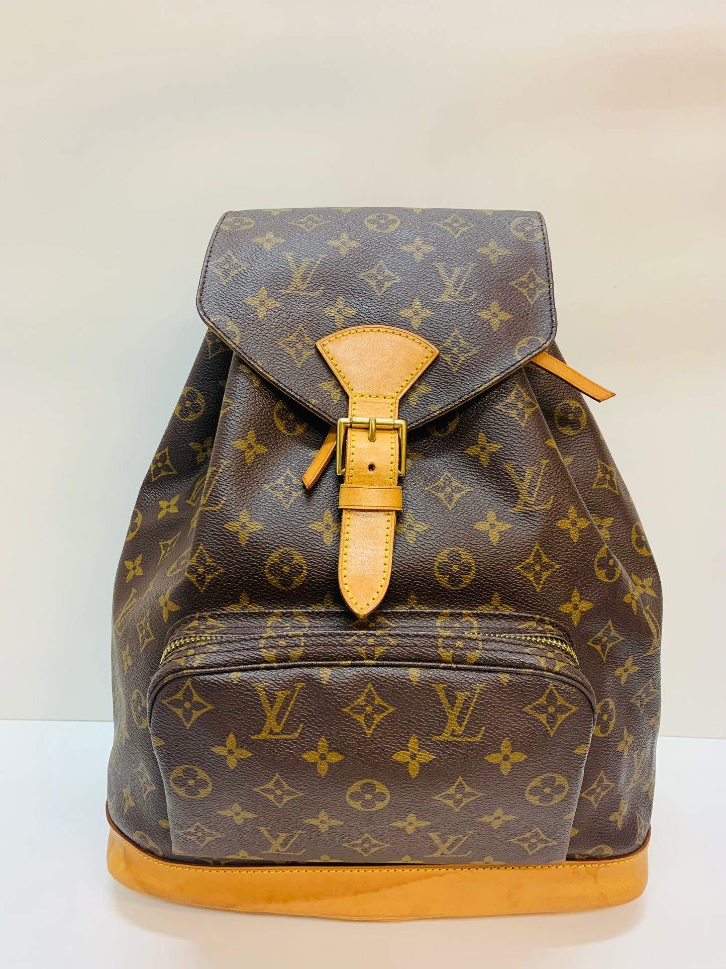 Louis Vuitton Montsouris GM
