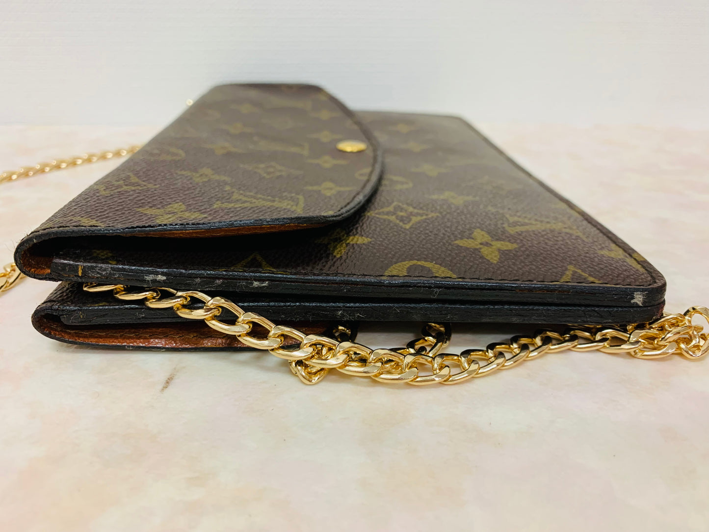 LOUIS VUITTON DOUBLE RABAT
