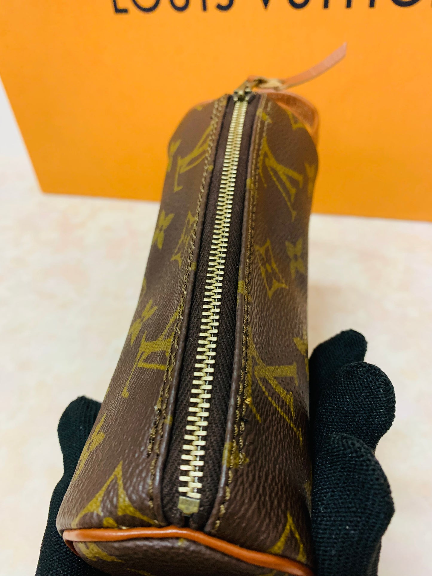 LOUIS VUITTON Golf Ball Pouch/Pen or lipstick case