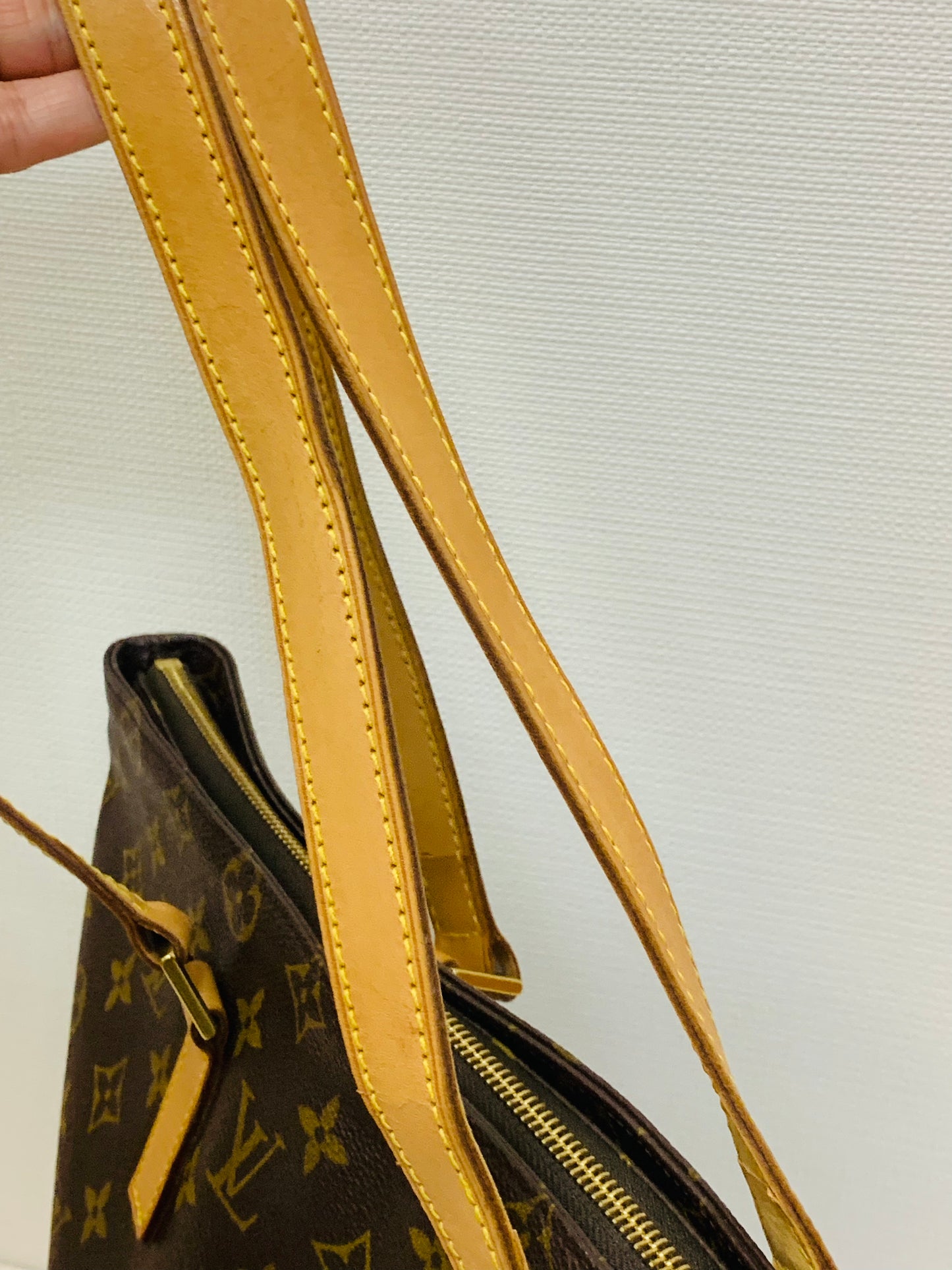 LOUIS VUITTON Cabas Mezzo Tote bag