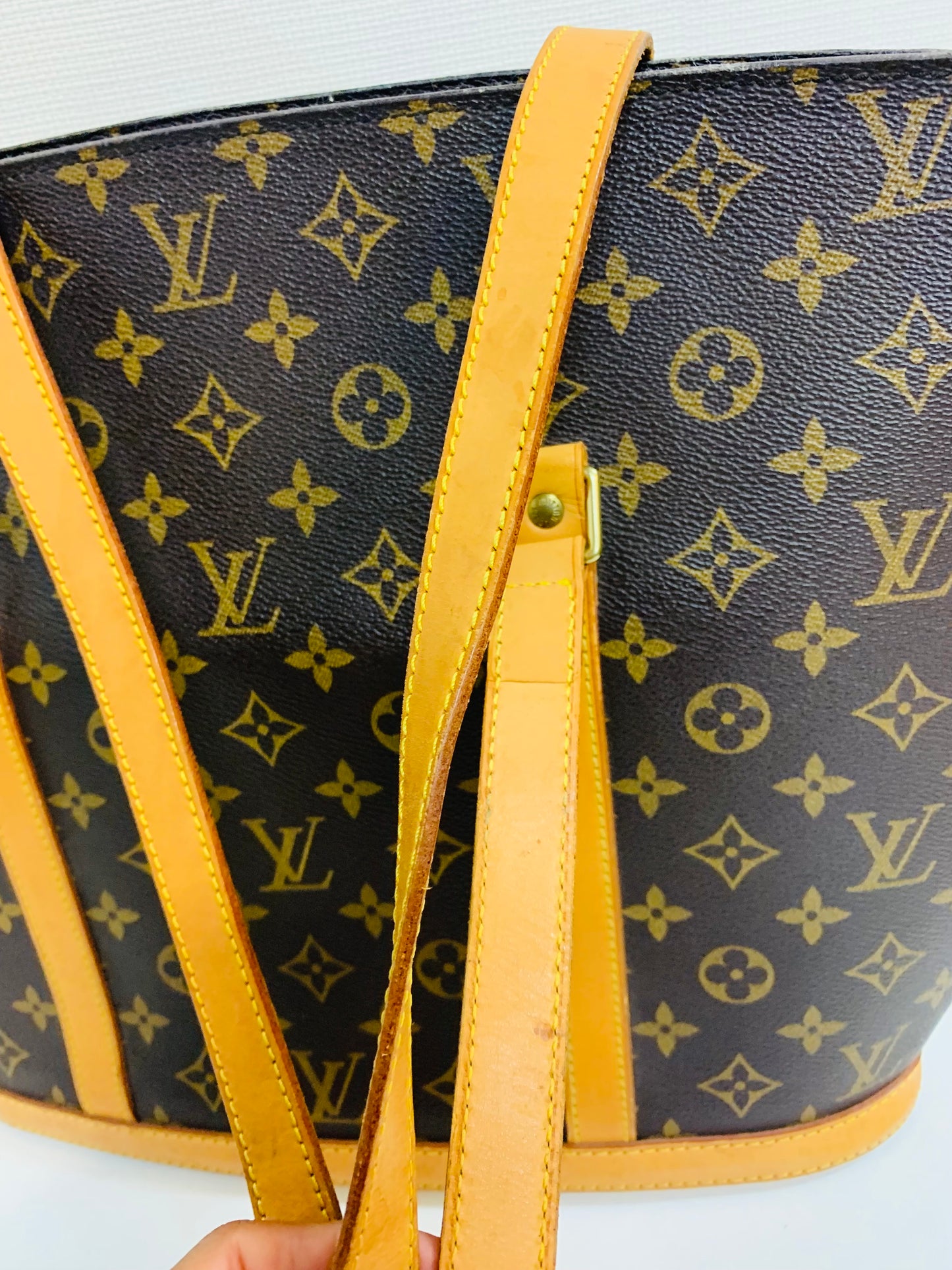 LOUIS VUITTON BABYLON TOTE BAG