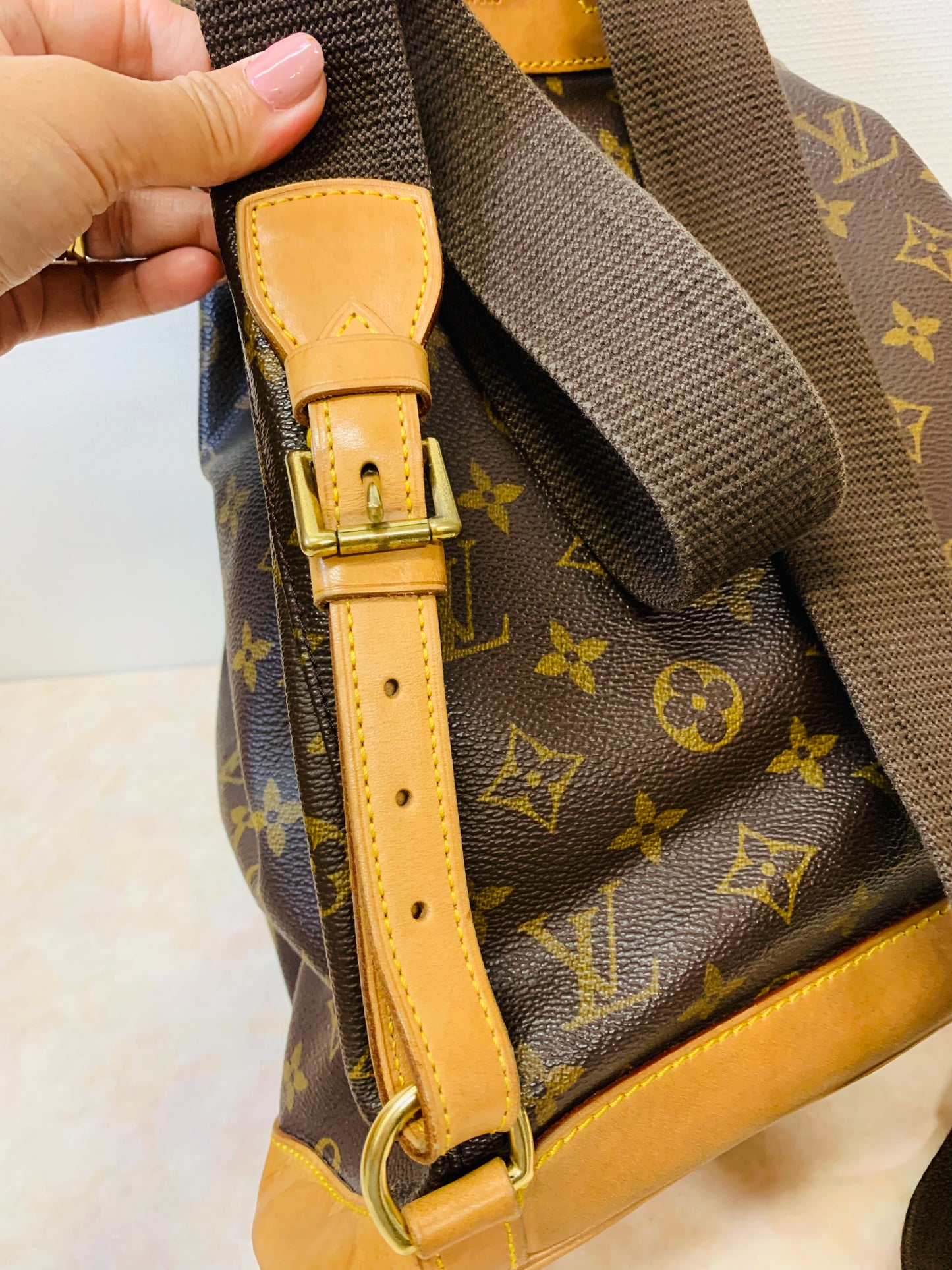 LOUIS VUITTON MONTSOURIS GM