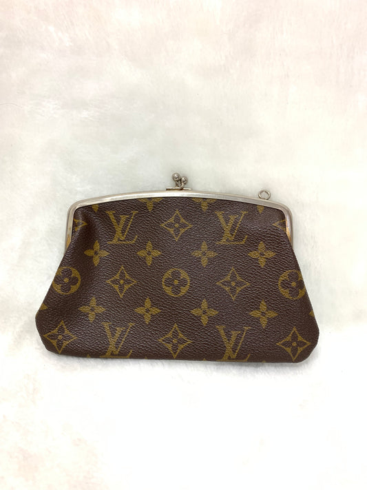 LOUIS VUITTON  Vintage Kisslock Pouch