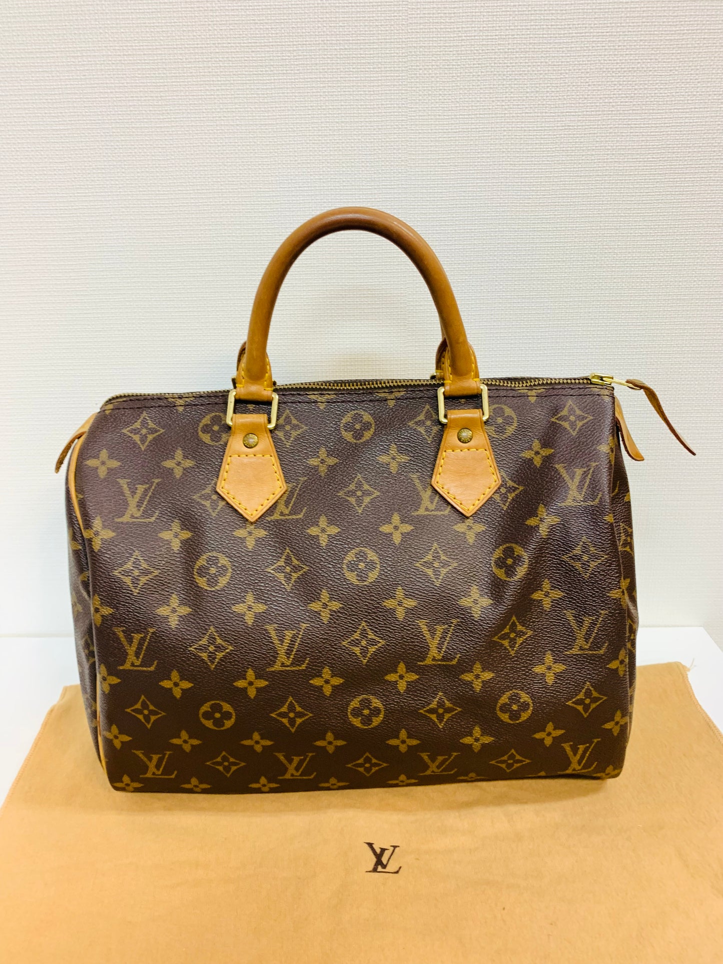 USED LOUIS VUITTON SPEEDY 30