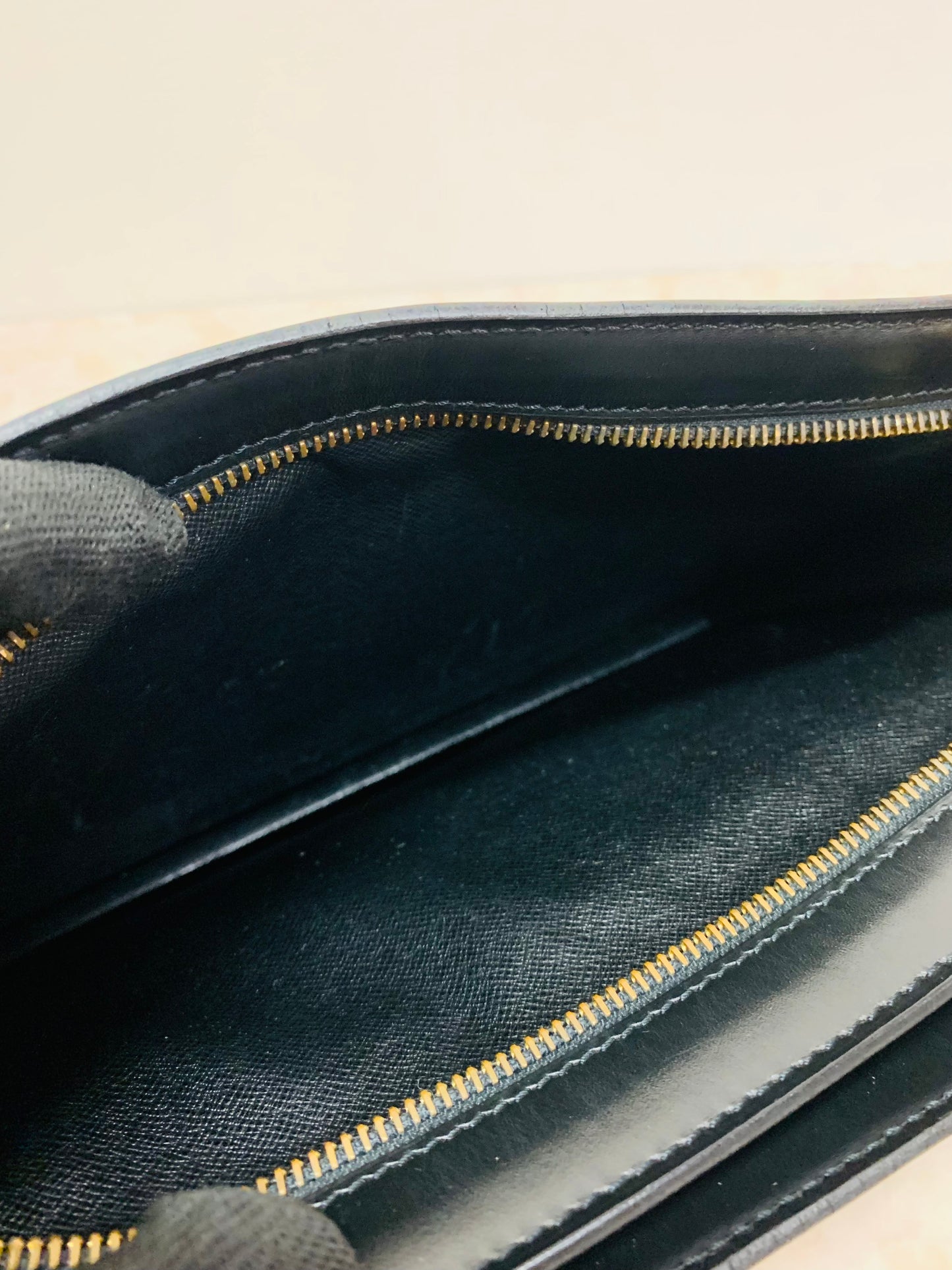 LOUIS VUITTON Epi Noir Enghien Shoulder/clutch bag