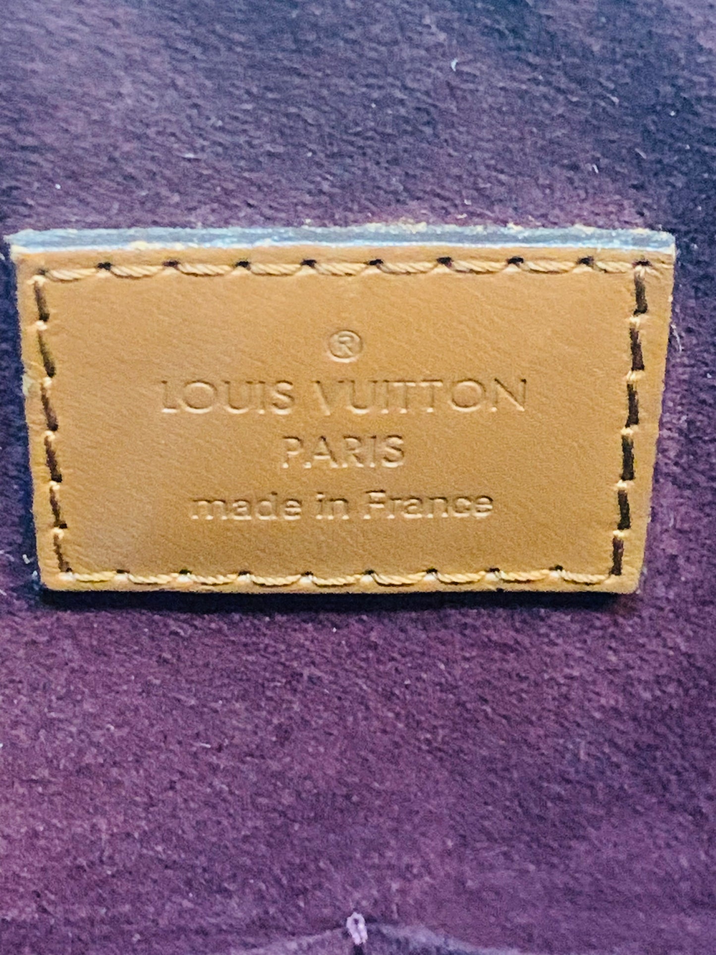 LOUIS VUITTON Belmont Tote bag DE