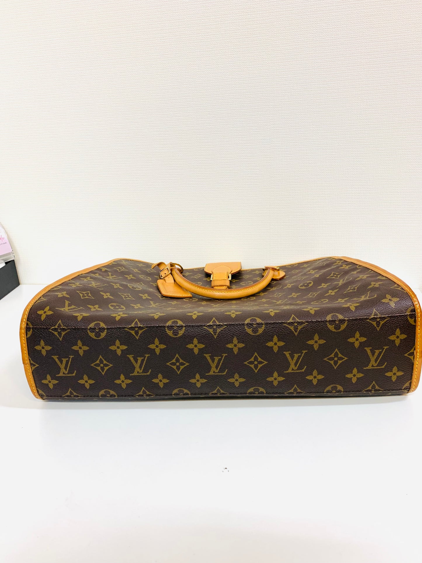 LOUIS VUITTON RIVOLI