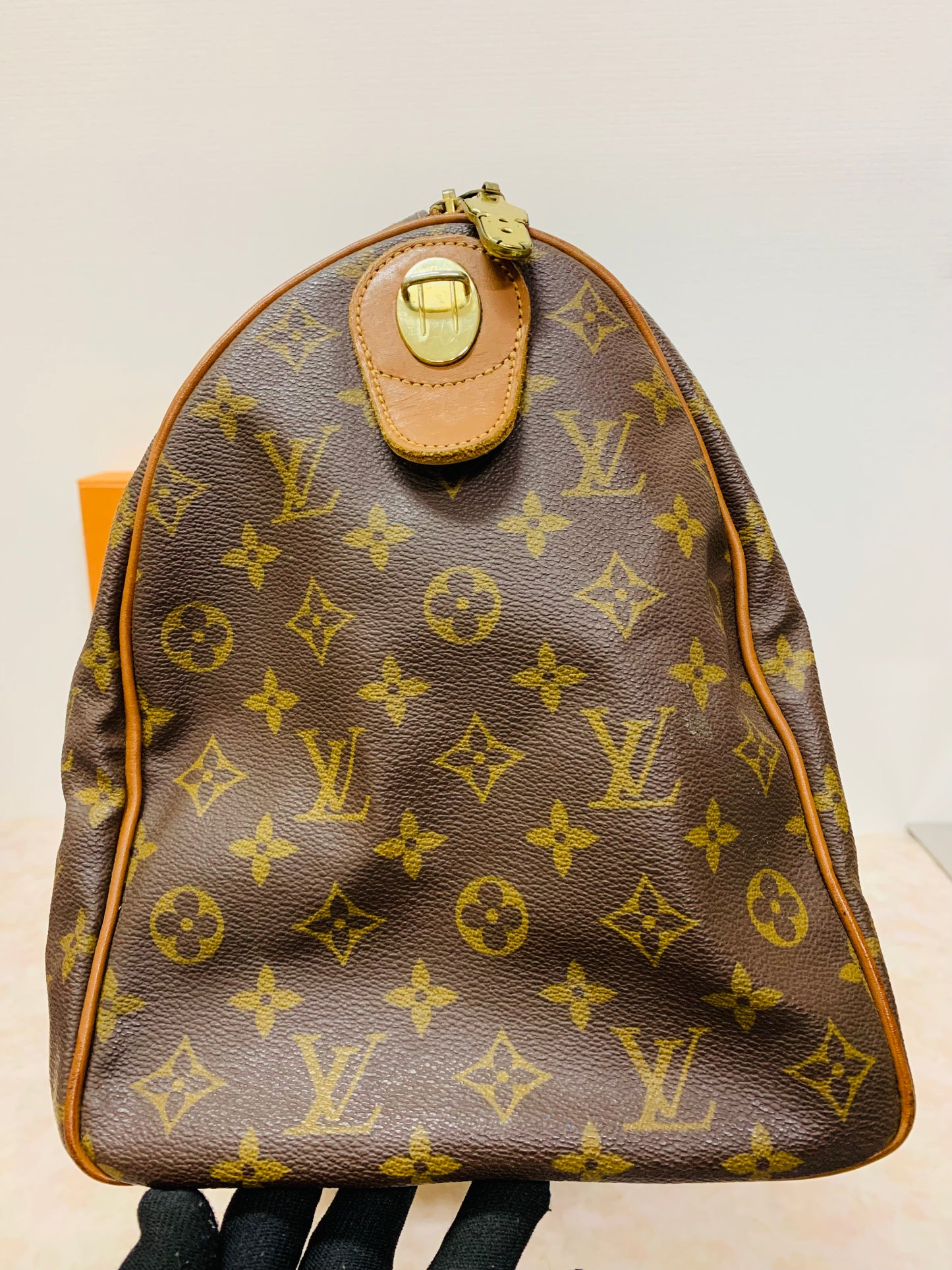 LOUIS VUITTON Vintage French&Co Keepal 45