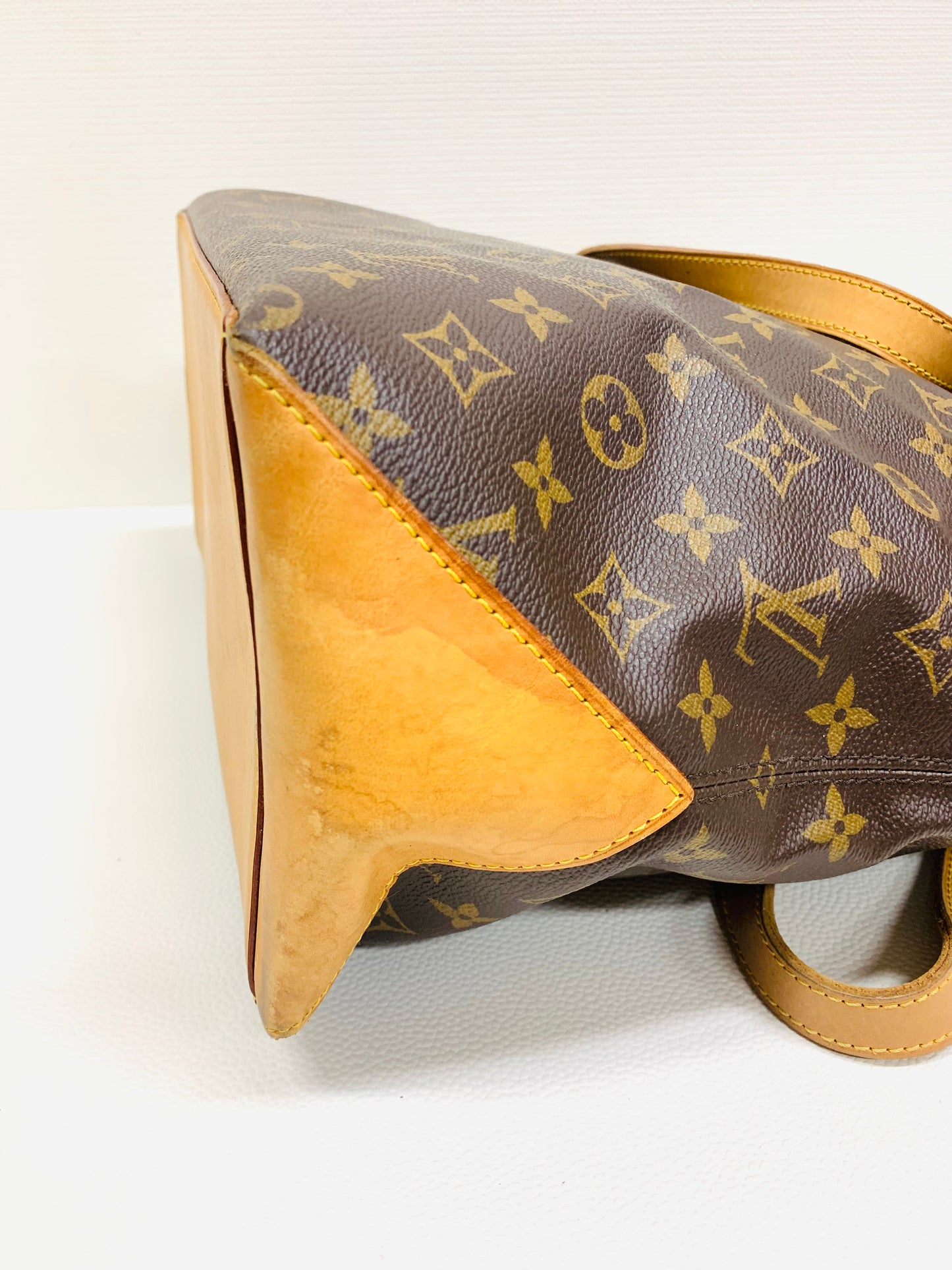 Used Louis Vuitton Cabas Mezzo