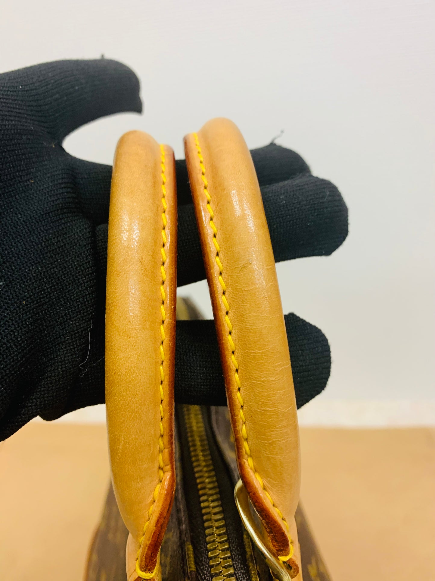 LOUIS VUITTON ALMA PM