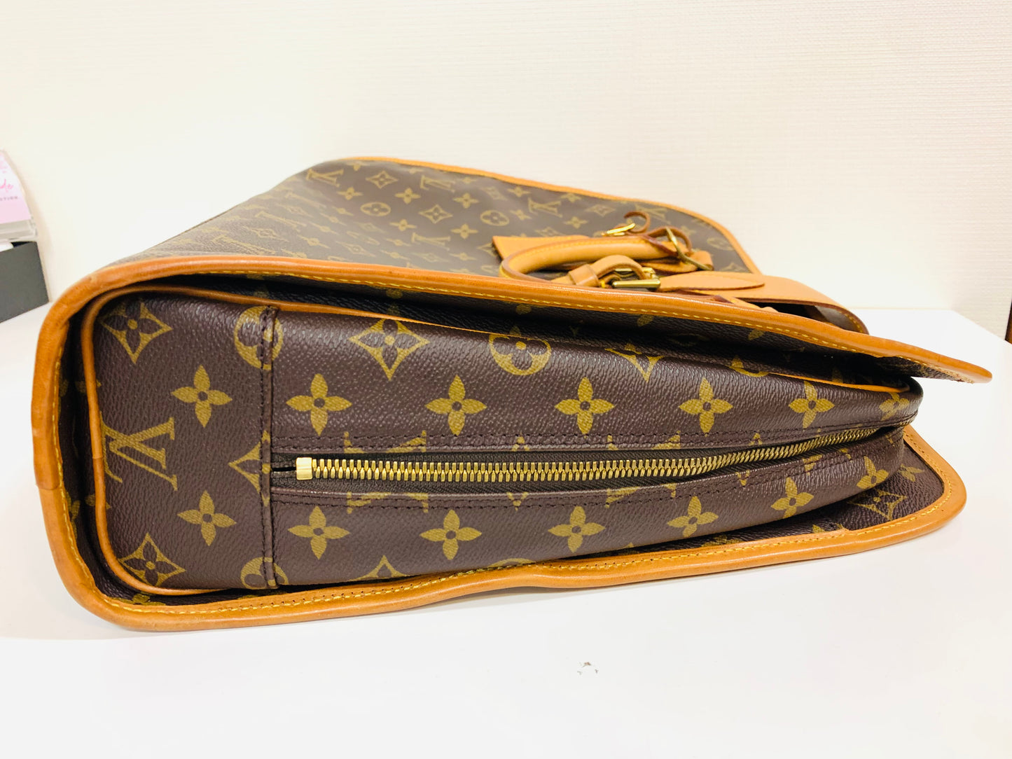 LOUIS VUITTON RIVOLI