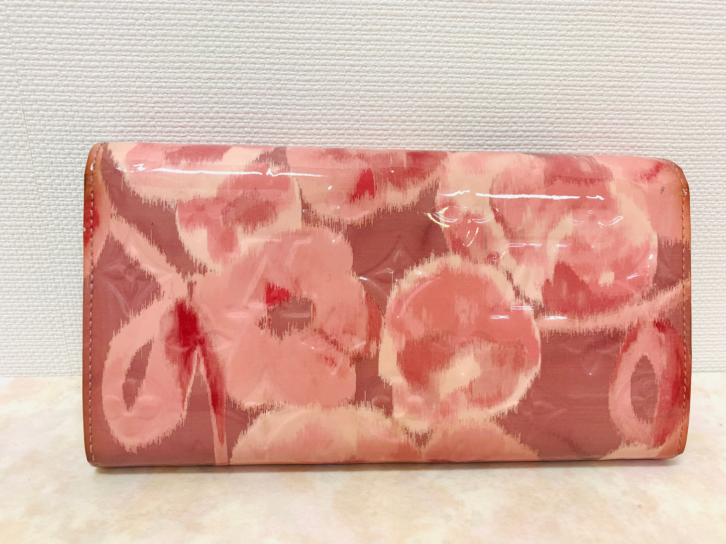 LOUIS VUITTON Vernis Ikat Rose Velour Wallet