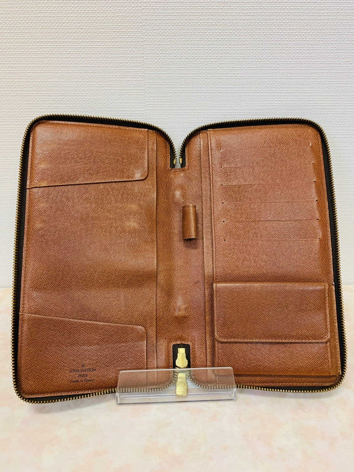 LOUIS VUITTON TRAVEL ORGANIZER
