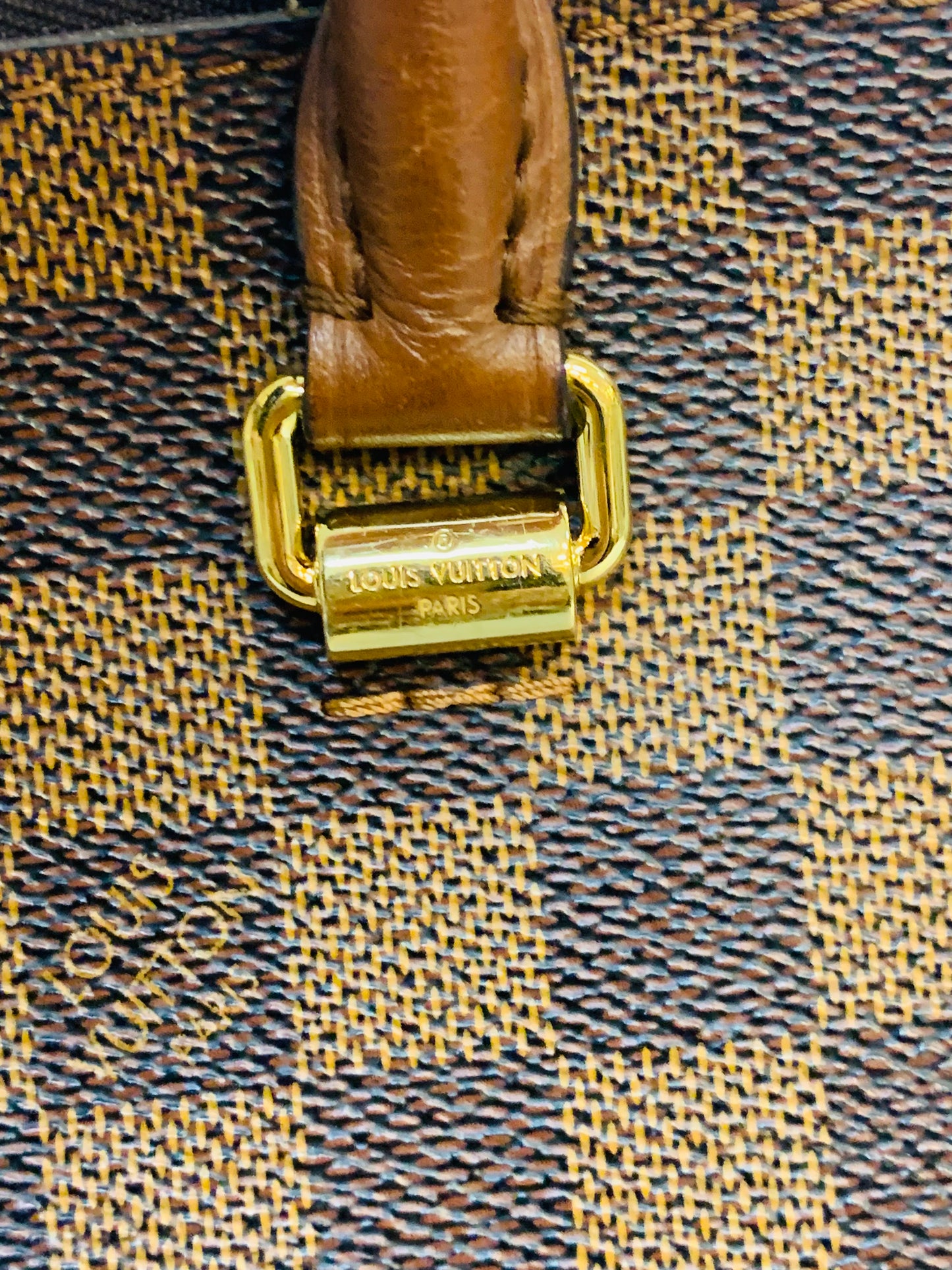 LOUIS VUITTON Belmont Tote bag DE