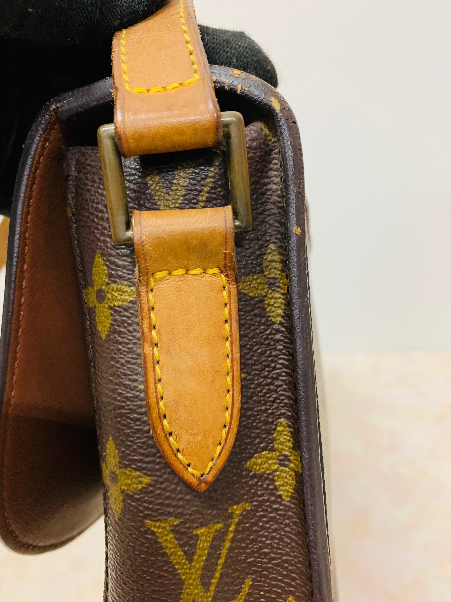 LOUIS VUITTON  Vintage Saint Cloud GM