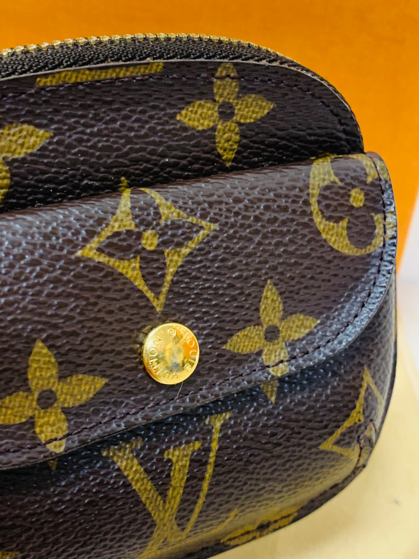 LOUIS VUITTON Porte Monnaie Shilling Coin Purse
