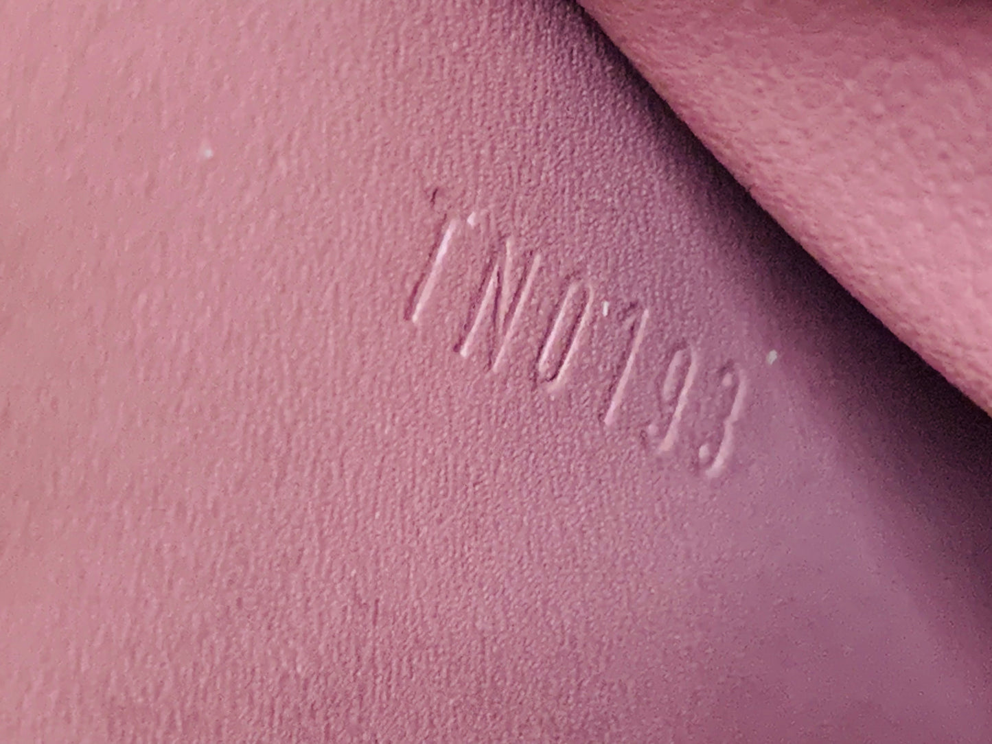 LOUIS VUITTON Vernis Ikat Rose Velour Wallet