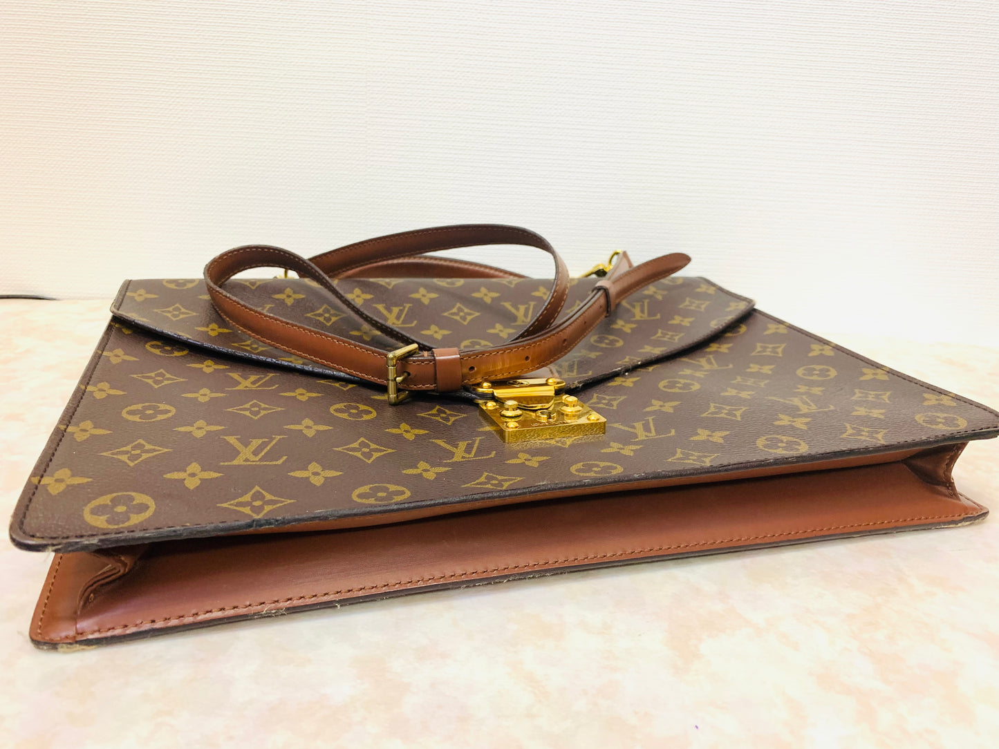 LOUIS VUITTON PORTE DOCUMENTS BUSINESS BAG