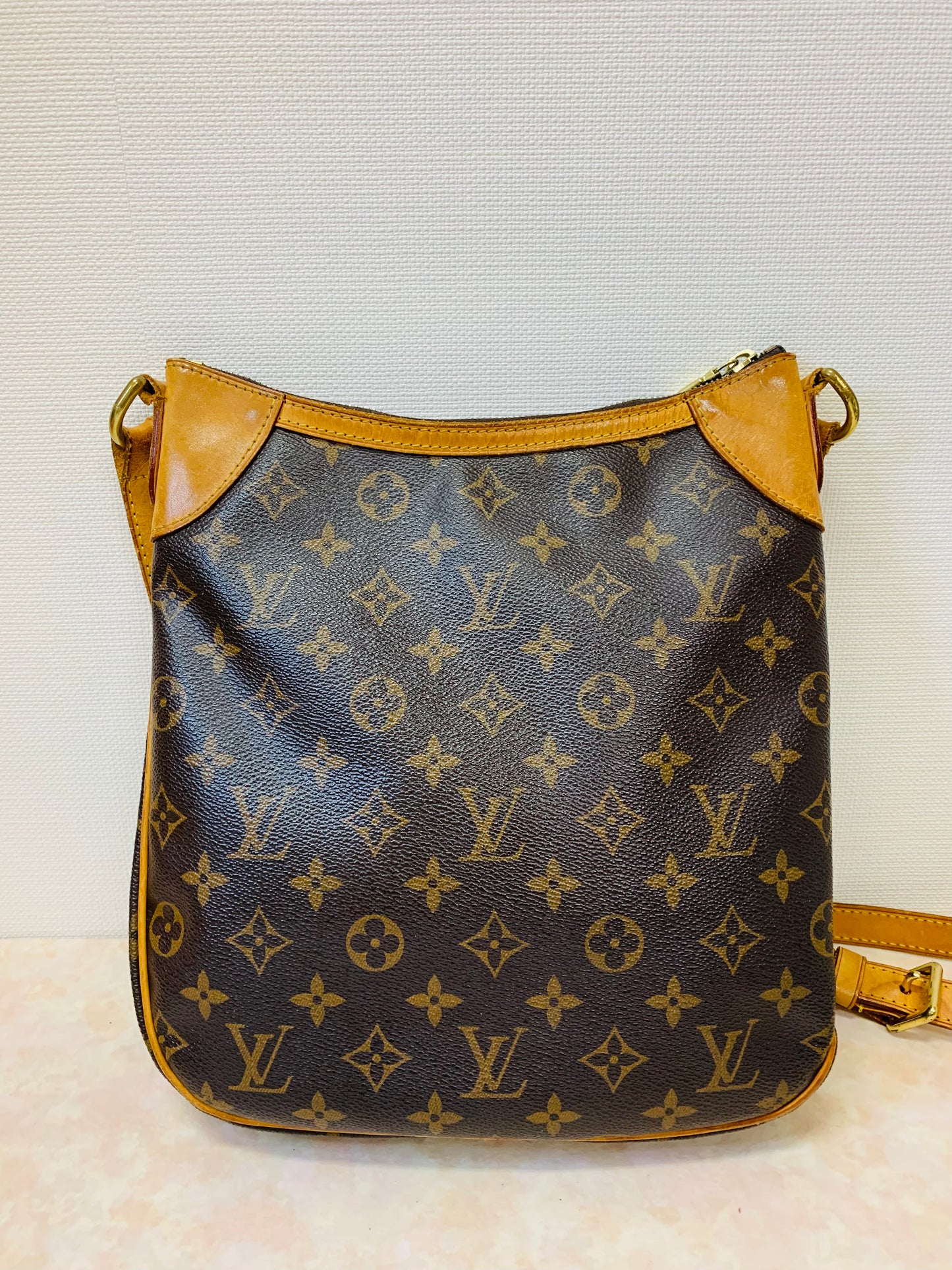 LOUIS VUITTON ODEON PM