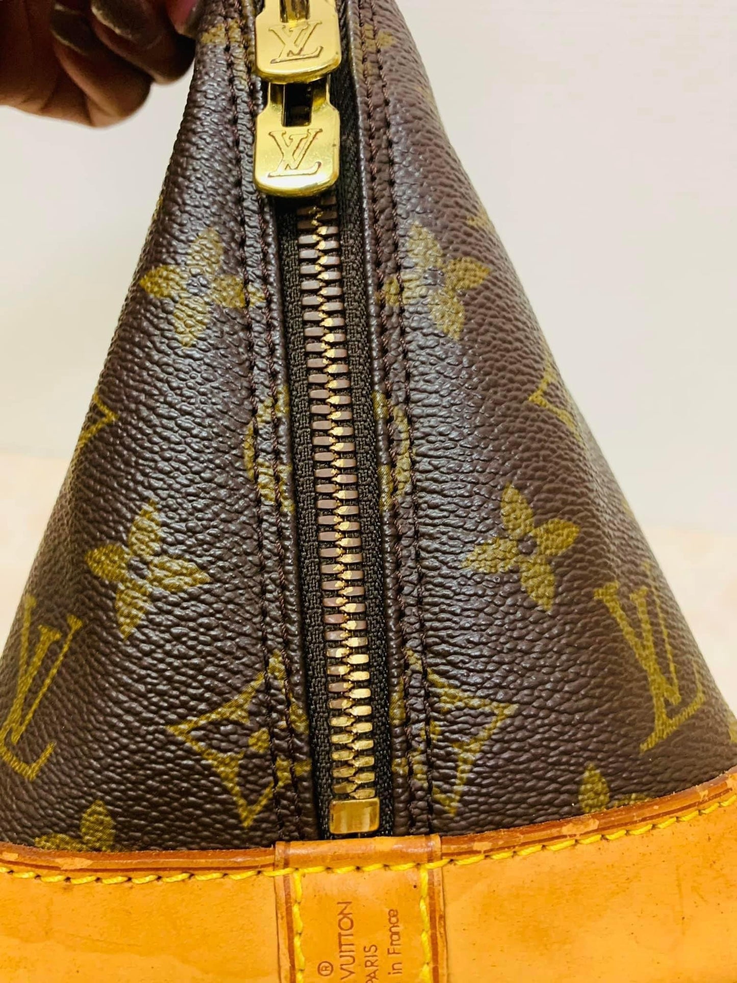 LOUIS VUITTON ALMA PM