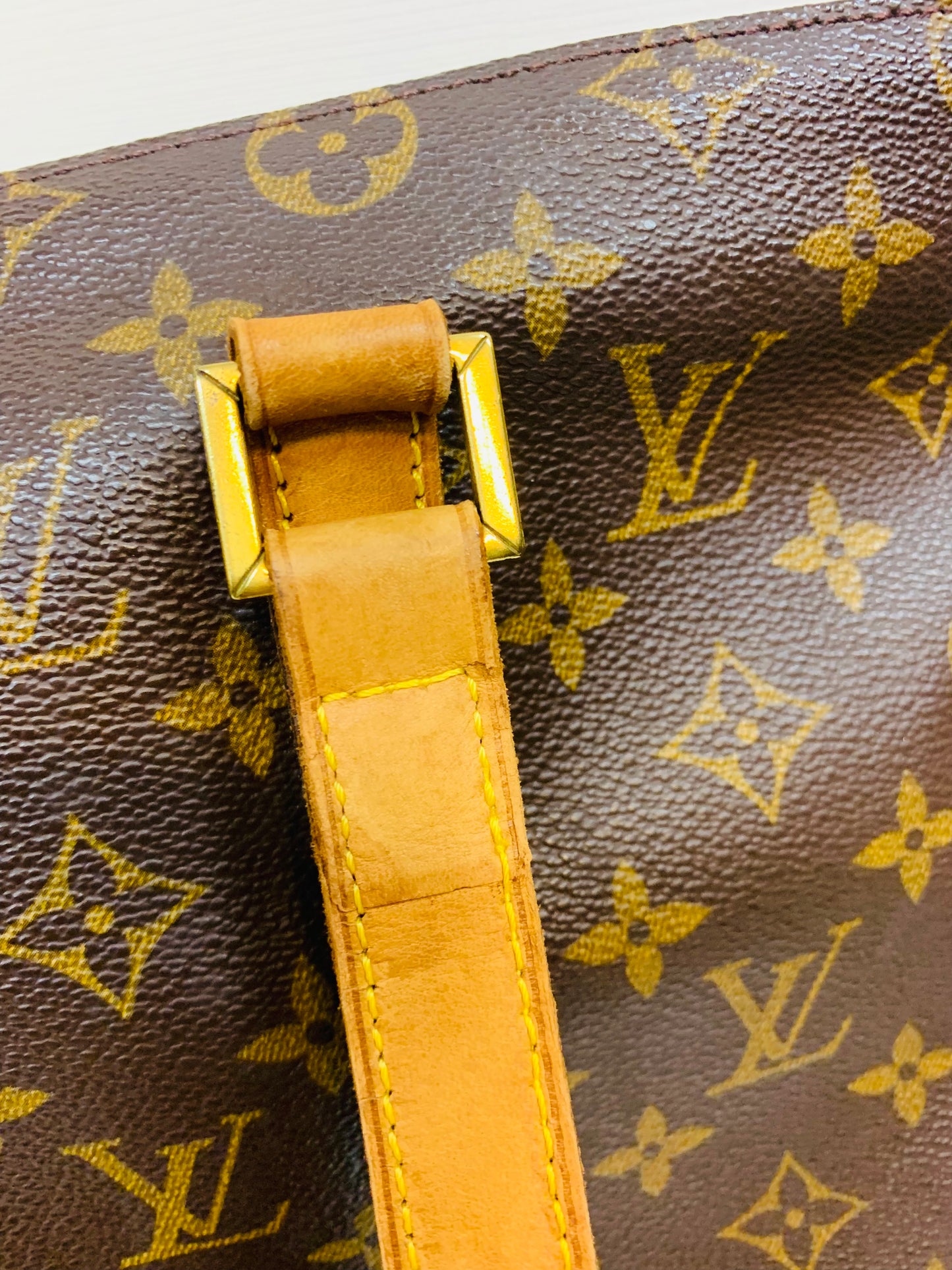 LOUIS VUITTON CABAS MEZZO TOTE BAG