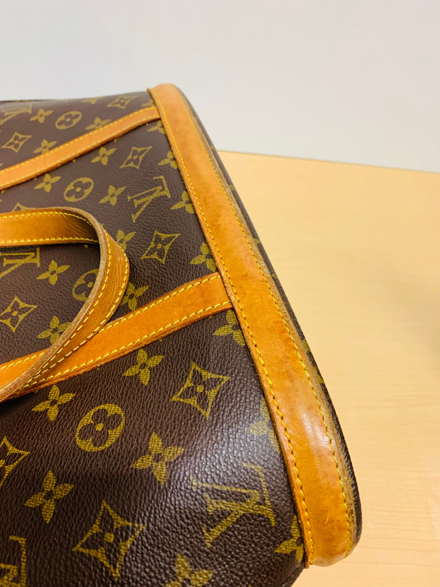 Louis Vuitton Babylone Shoulder Bag (used)