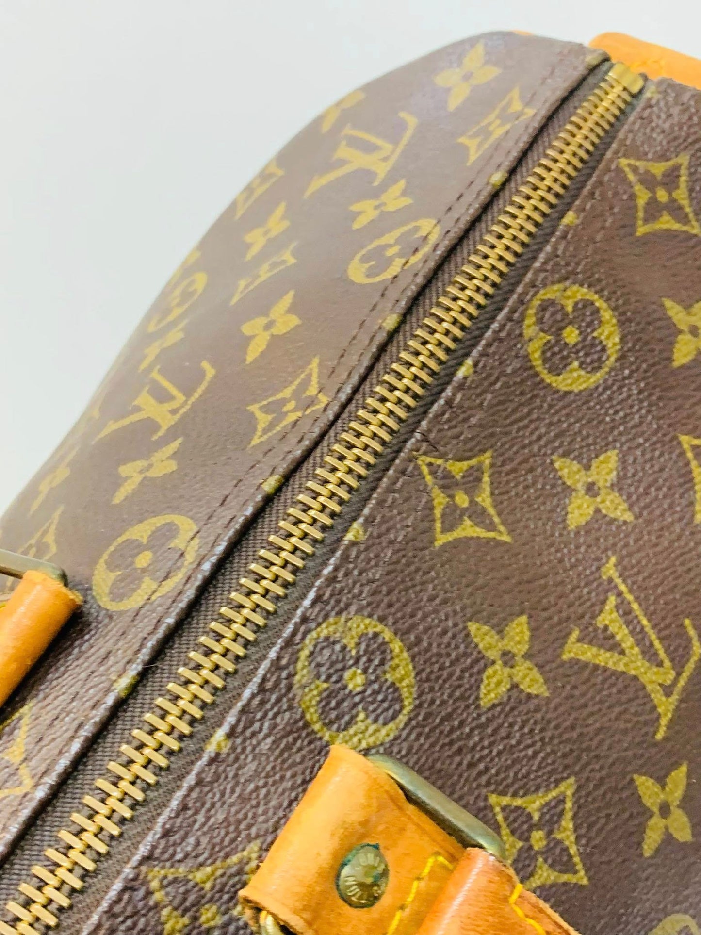 Louis Vuitton Keepal 45